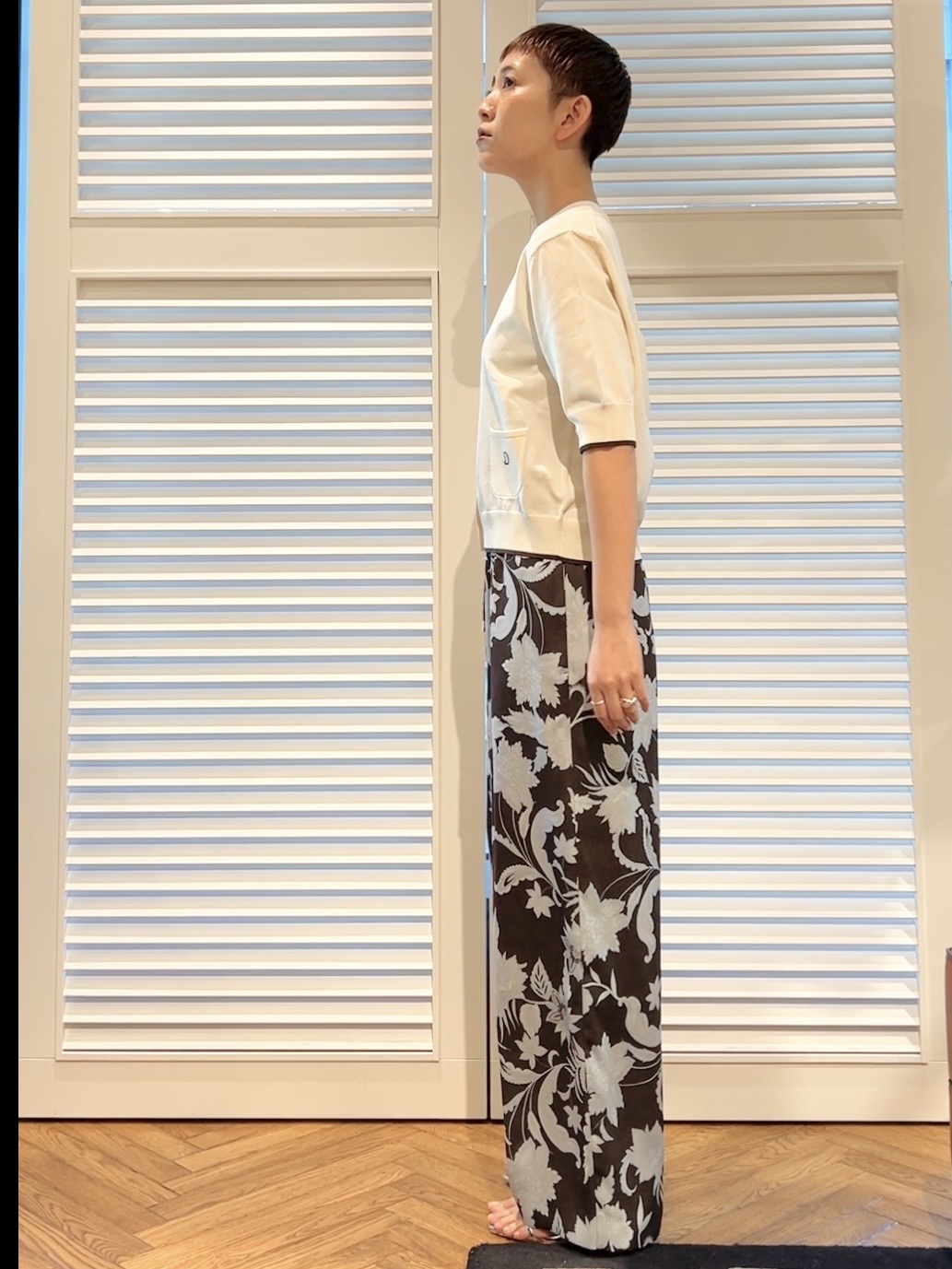 OCHIAIさんの「DRESSTERIOR｜【UVカット/ウォッシャブル】クールタッチ ニットカーディガン」を使ったコーディネート