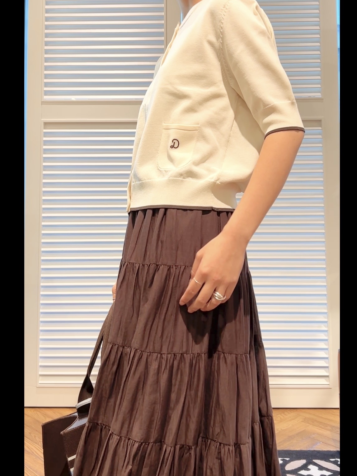 OCHIAIさんの「DRESSTERIOR｜【UVカット/ウォッシャブル】クールタッチ ニットカーディガン」を使ったコーディネート