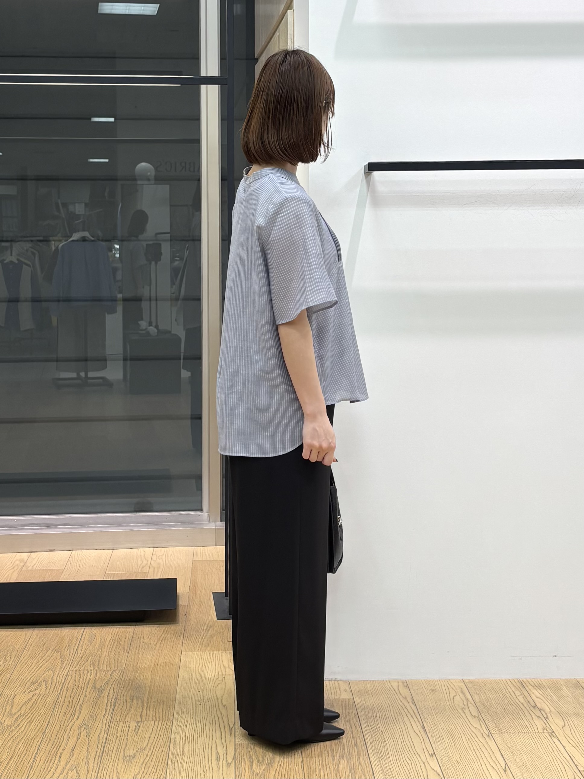 asamiさんの「INDIVI｜【接触冷感/洗える】シアーシャンブレーピンタックブラウス」を使ったコーディネート