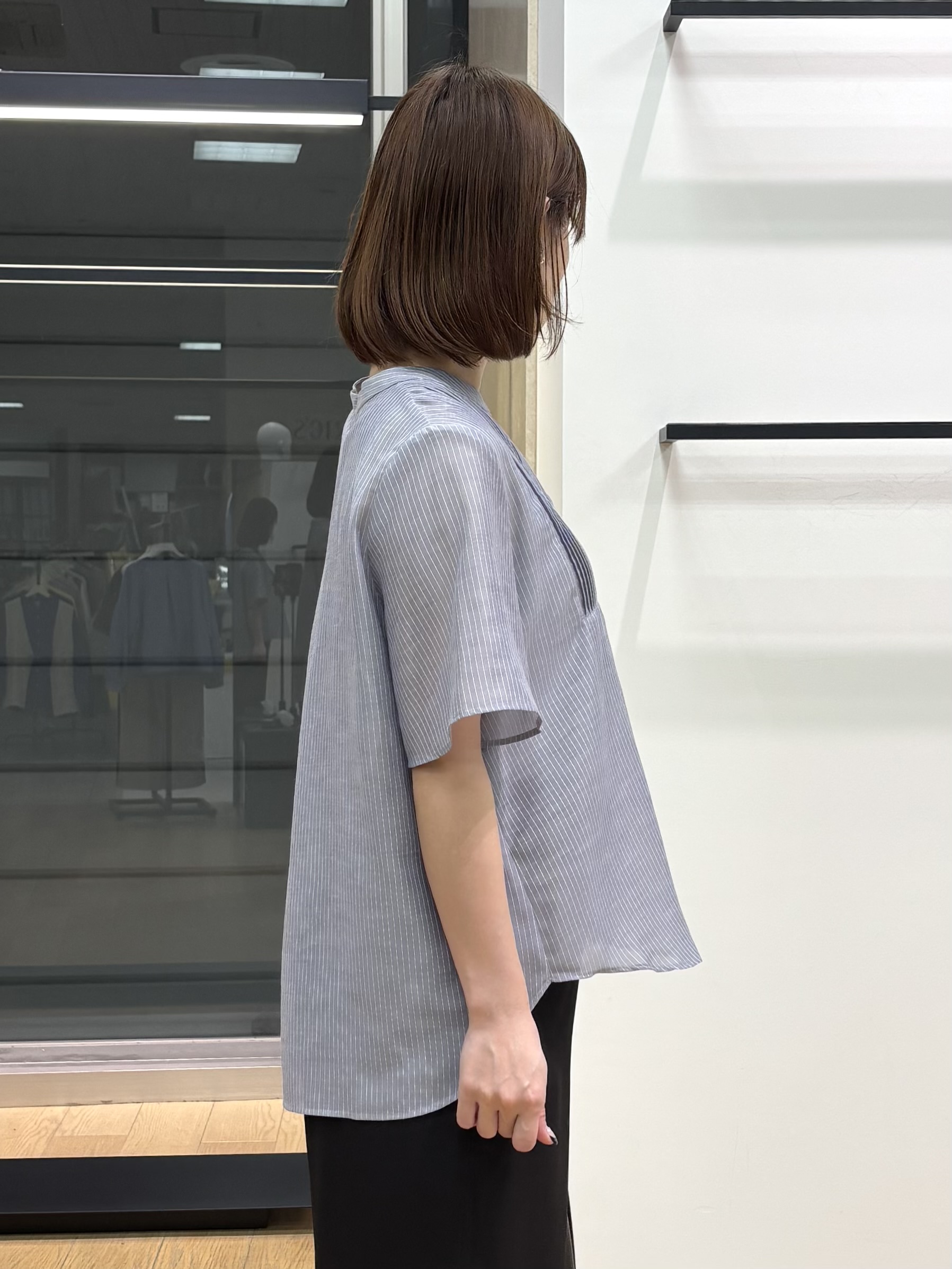 asamiさんの「INDIVI｜【接触冷感/洗える】シアーシャンブレーピンタックブラウス」を使ったコーディネート