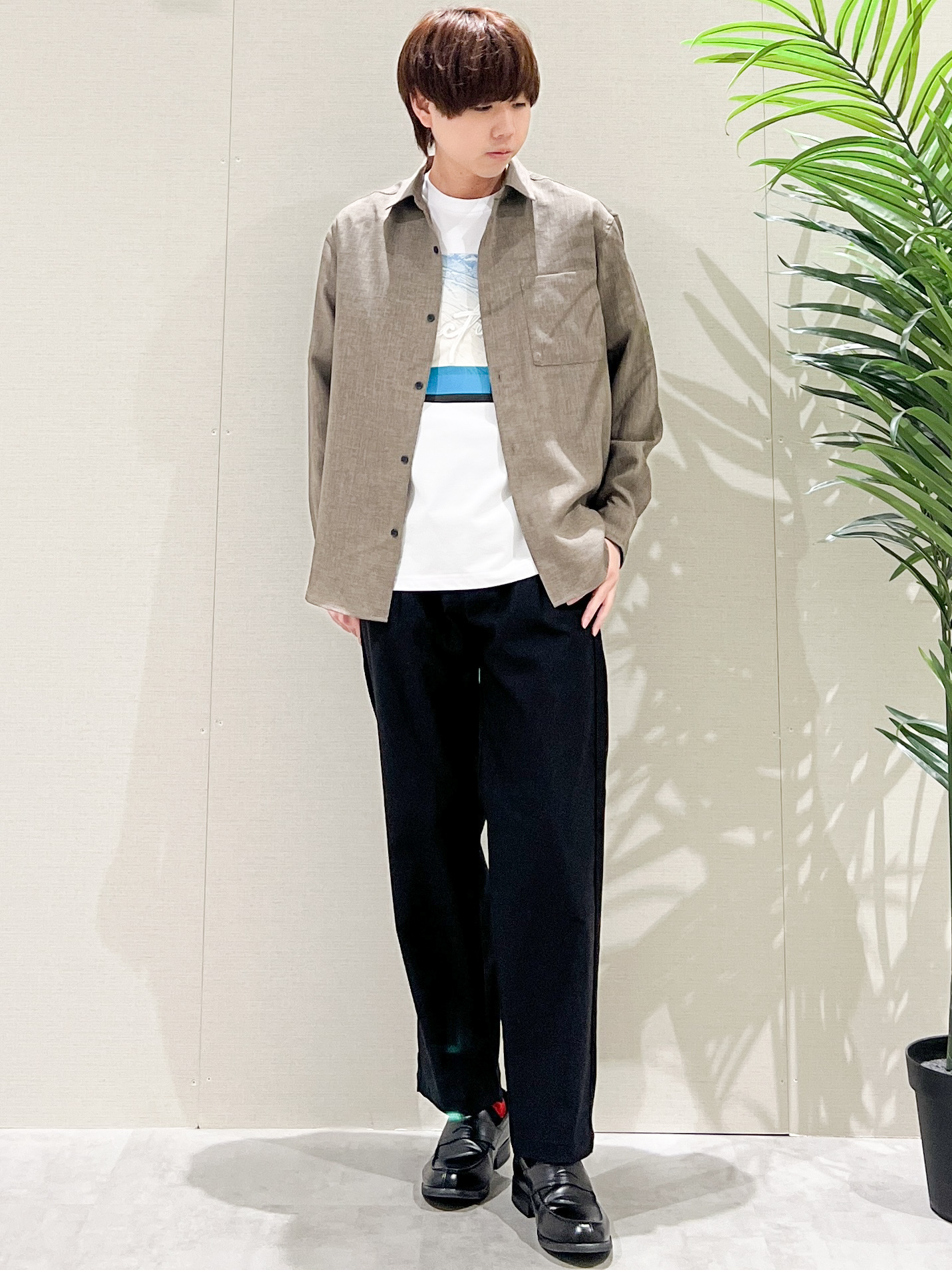 SHI-MAさんの「THE SHOP TK｜【LINO FINE】リネンライク 長袖シャツ UVカット/イージーケア/吸水速乾/洗濯機OK」を使ったコーディネート