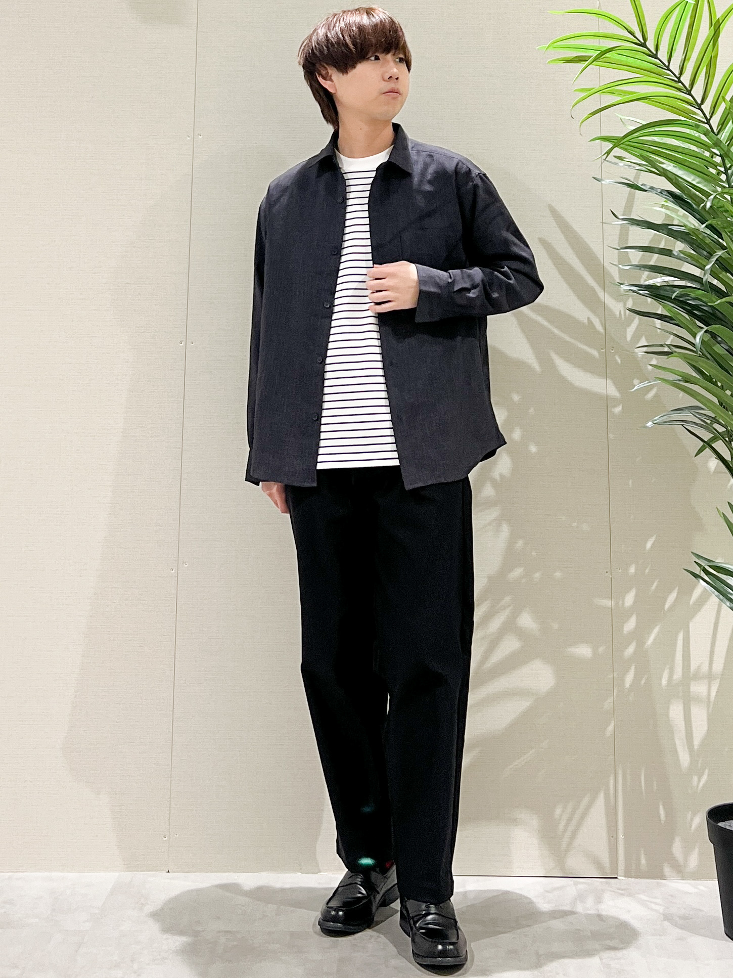 SHI-MAさんの「THE SHOP TK｜【LINO FINE】リネンライク 長袖シャツ UVカット/イージーケア/吸水速乾/洗濯機OK」を使ったコーディネート