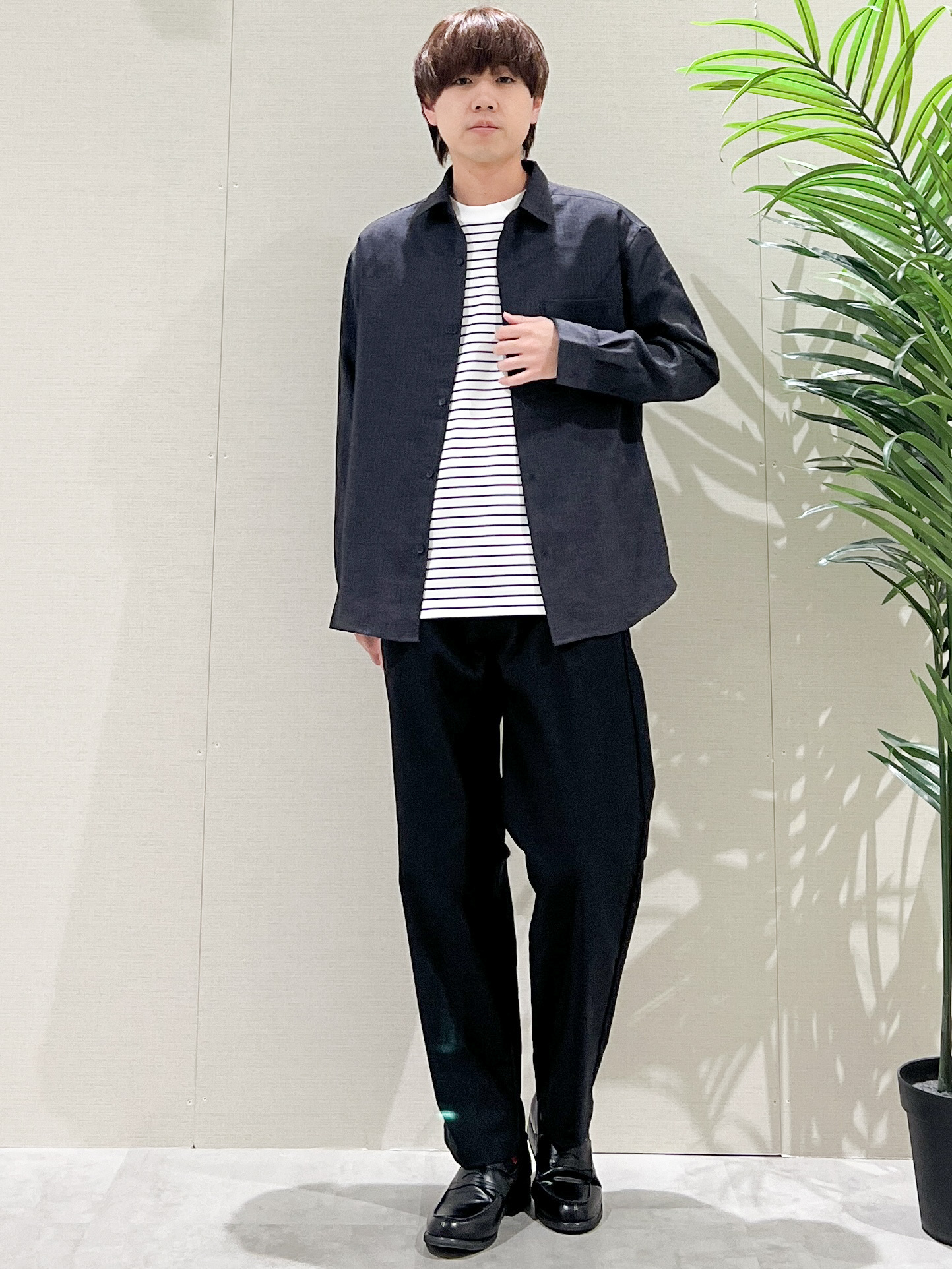 SHI-MAさんの「THE SHOP TK｜【LINO FINE】リネンライク 長袖シャツ UVカット/イージーケア/吸水速乾/洗濯機OK」を使ったコーディネート