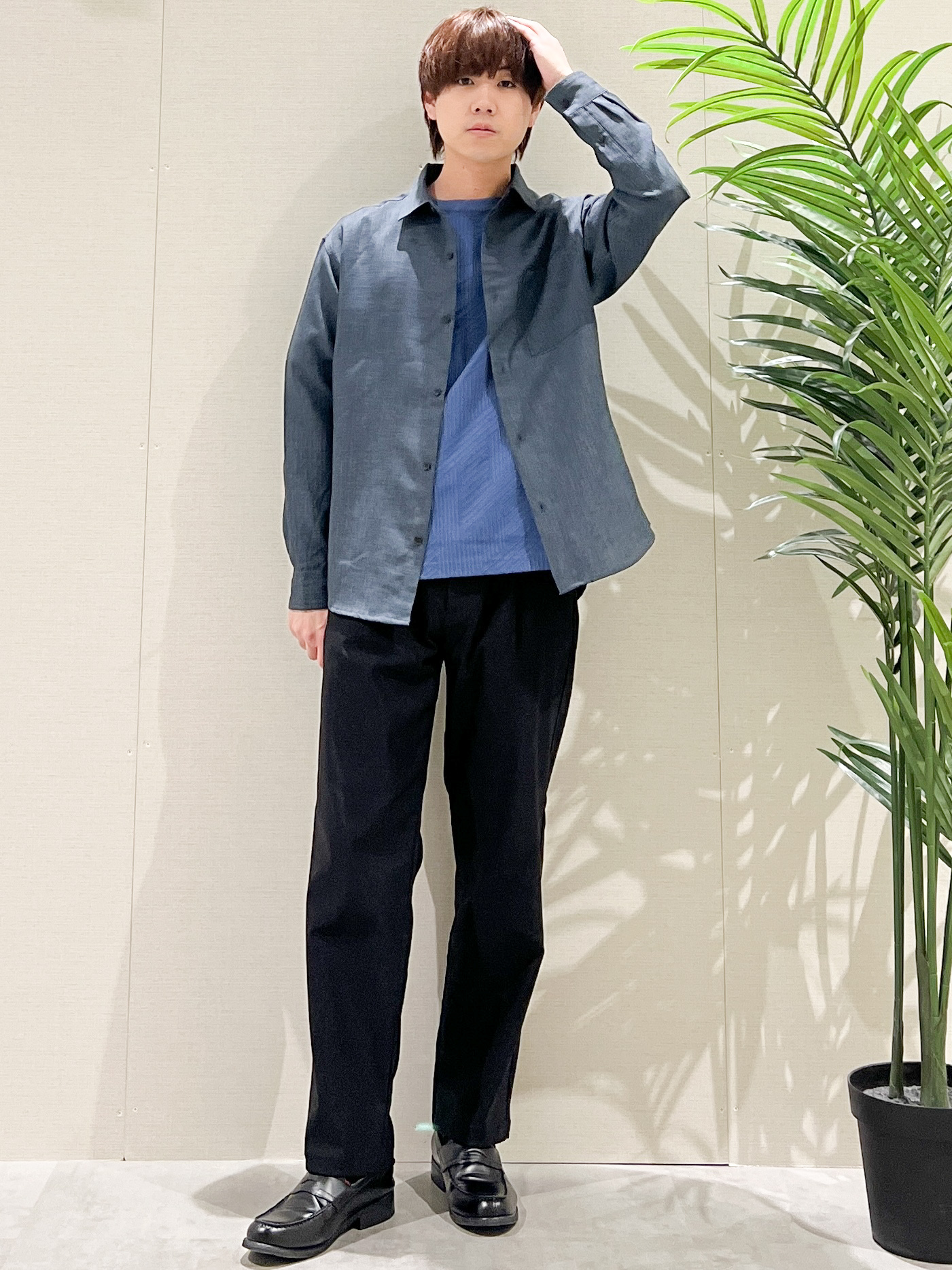 SHI-MAさんの「THE SHOP TK｜【LINO FINE】リネンライク 長袖シャツ UVカット/イージーケア/吸水速乾/洗濯機OK」を使ったコーディネート