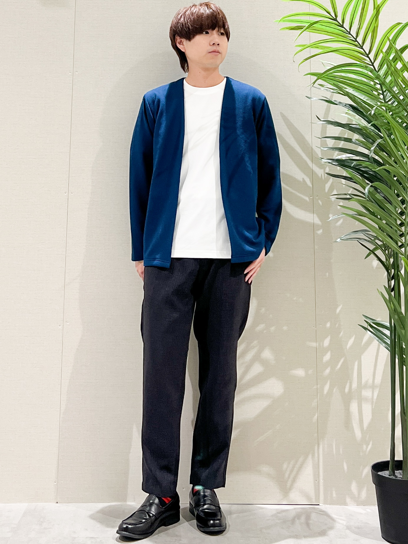 SHI-MAさんの「THE SHOP TK｜【2点セット】カーディガン＋半袖Tシャツ 洗濯機OK」を使ったコーディネート