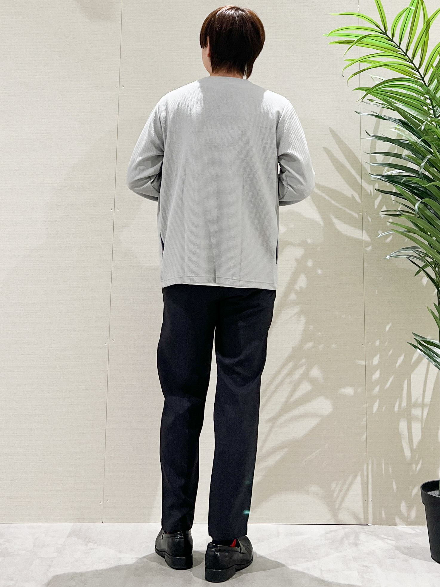 SHI-MAさんの「THE SHOP TK｜【2点セット】カーディガン＋半袖Tシャツ 洗濯機OK」を使ったコーディネート