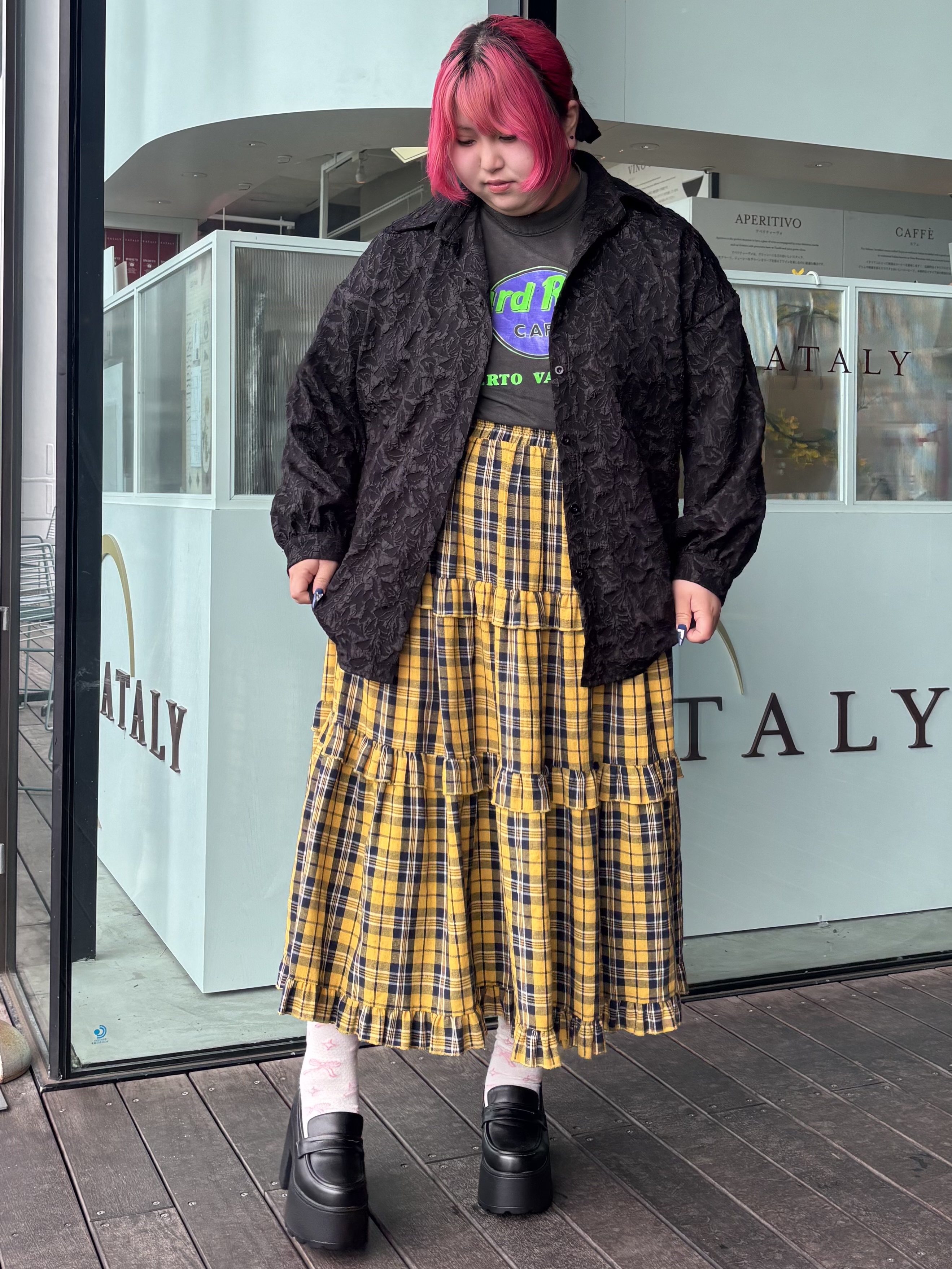 𝓗𝓘𝓨𝓞さんの「ESPERANZA｜厚底ローファーパンプス」を使ったコーディネート
