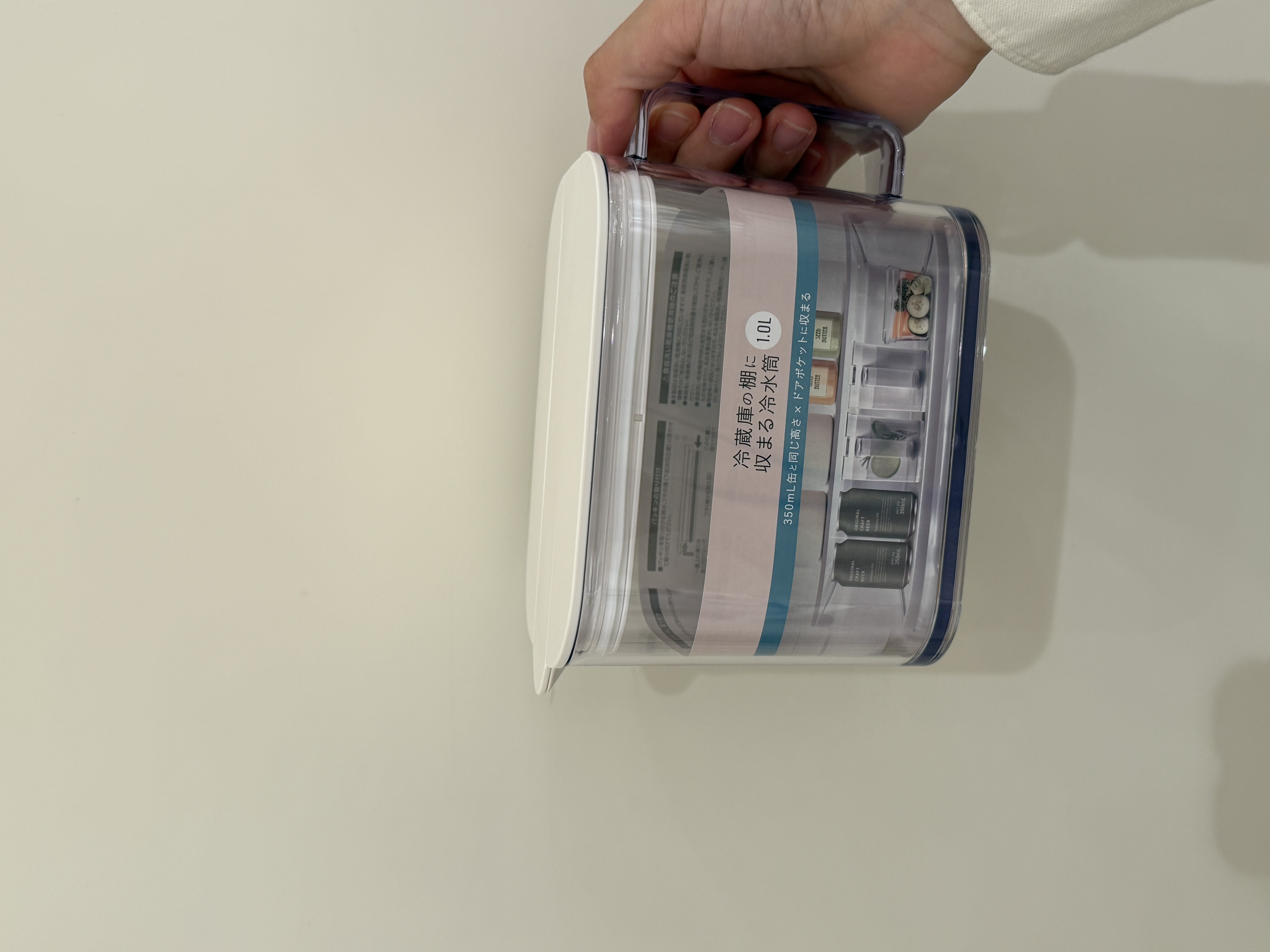 enさんの「212 KITCHEN STORE｜棚に収まる冷水筒 1.0L WH」を使ったコーディネート