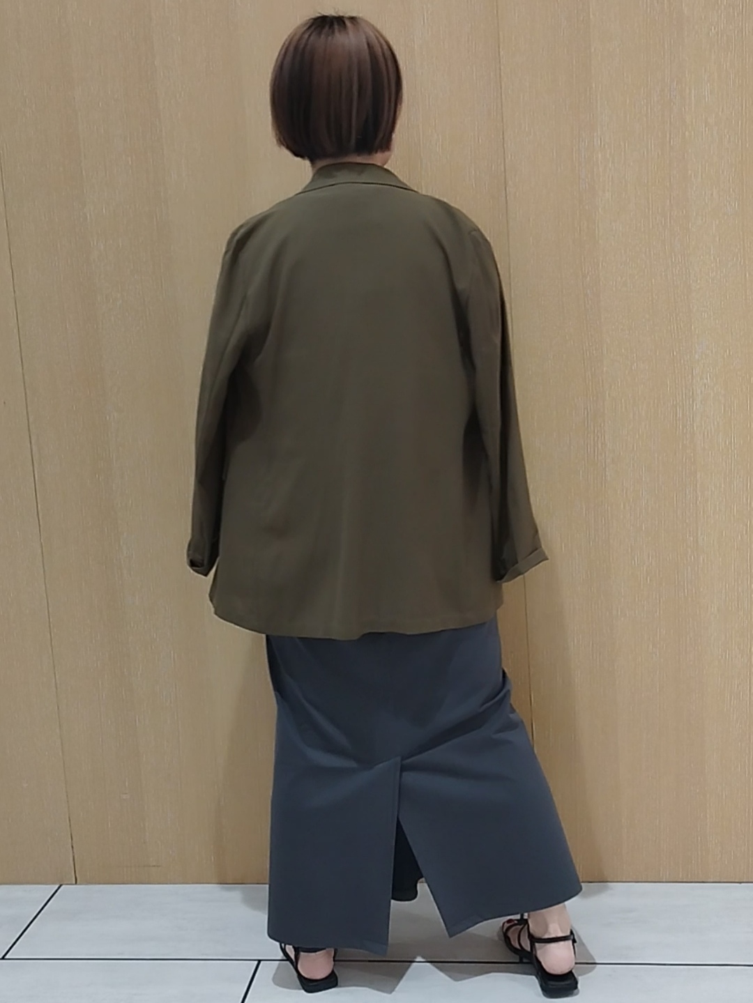 s u g iさんの「UNTITLED｜【セットアップ可/接触冷感/通気性】ドライシアーダブルジャケット」を使ったコーディネート