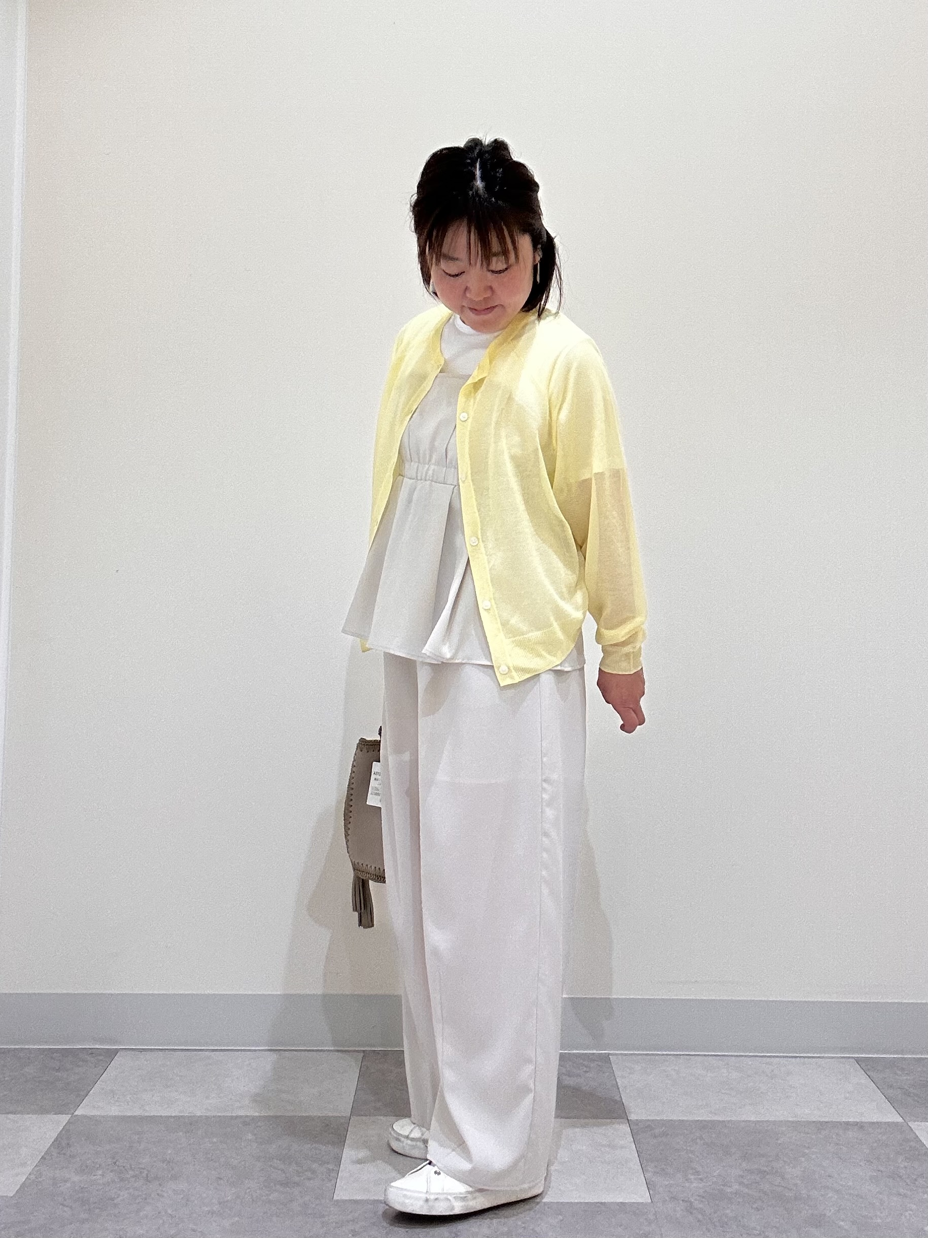 Aiさんの「Dessin｜【セットアップ可/UVカット/洗える】ビスチェドッキングTシャツ」を使ったコーディネート