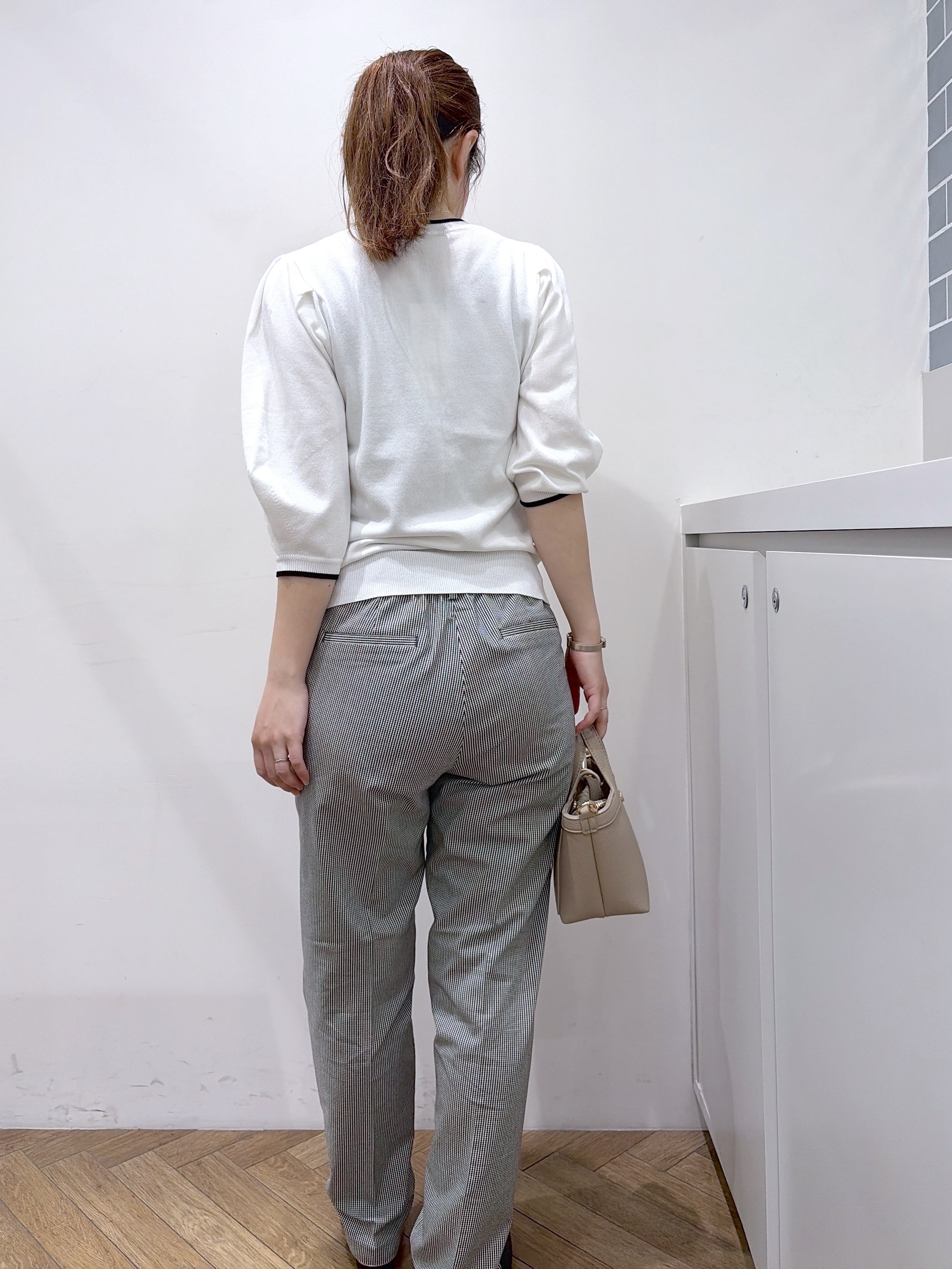 Junさんの「index｜【UVケア】6分袖タックスリーブニット《洗濯機OK／XS～LL／9col》」を使ったコーディネート