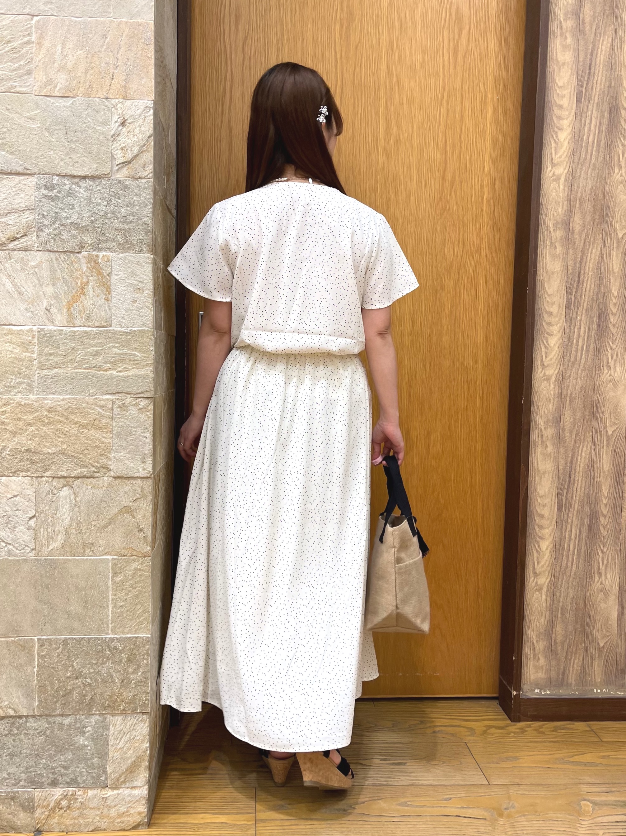 ゆっきーさんの「SHOO･LA･RUE｜【ひんやり/UV/セットアップ可】洗濯後しわになりにくい スキッパーブラウス」を使ったコーディネート