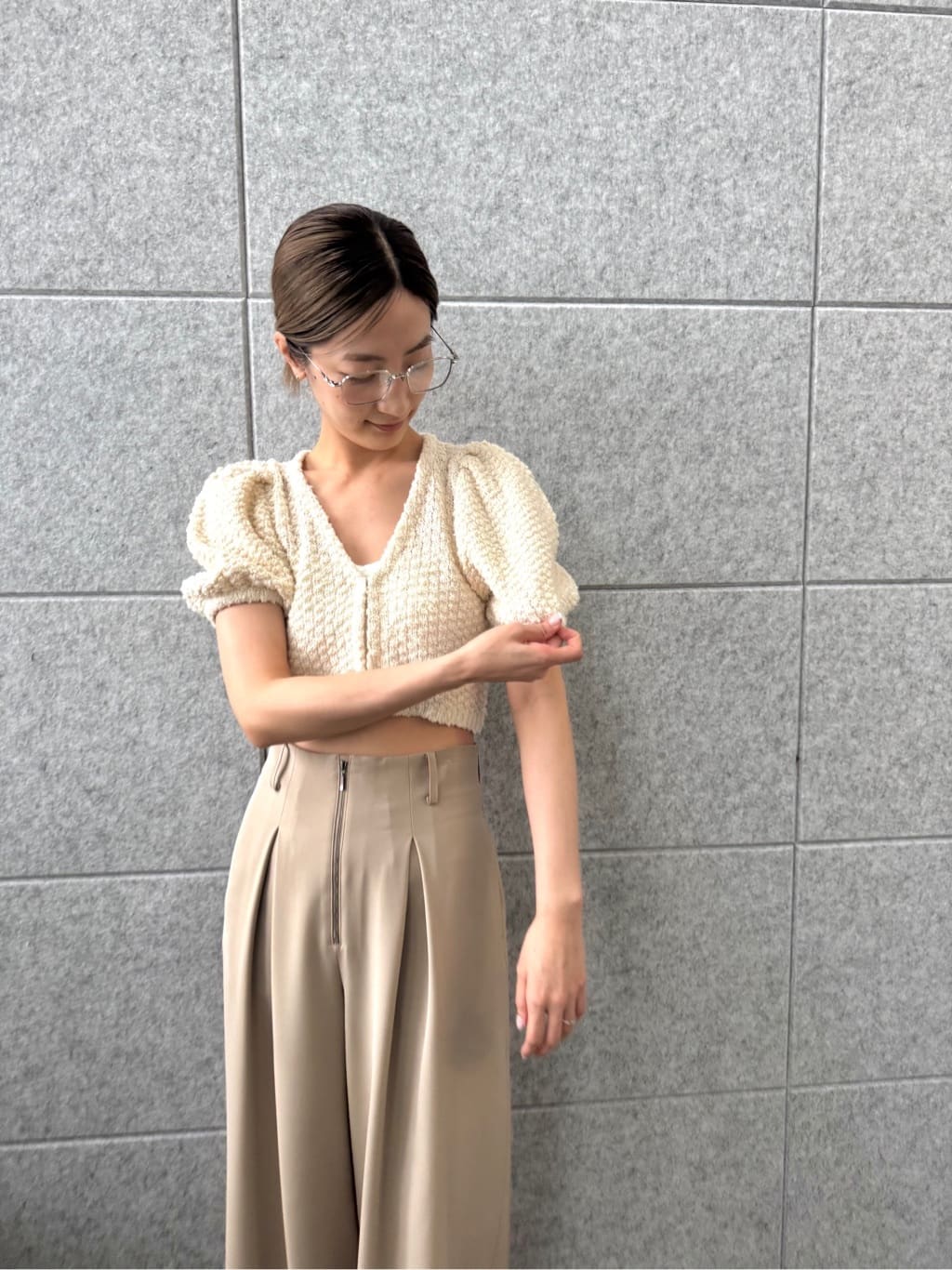 uchi__yamaさんの「CODE A｜cloudy puff cardigan」を使ったコーディネート