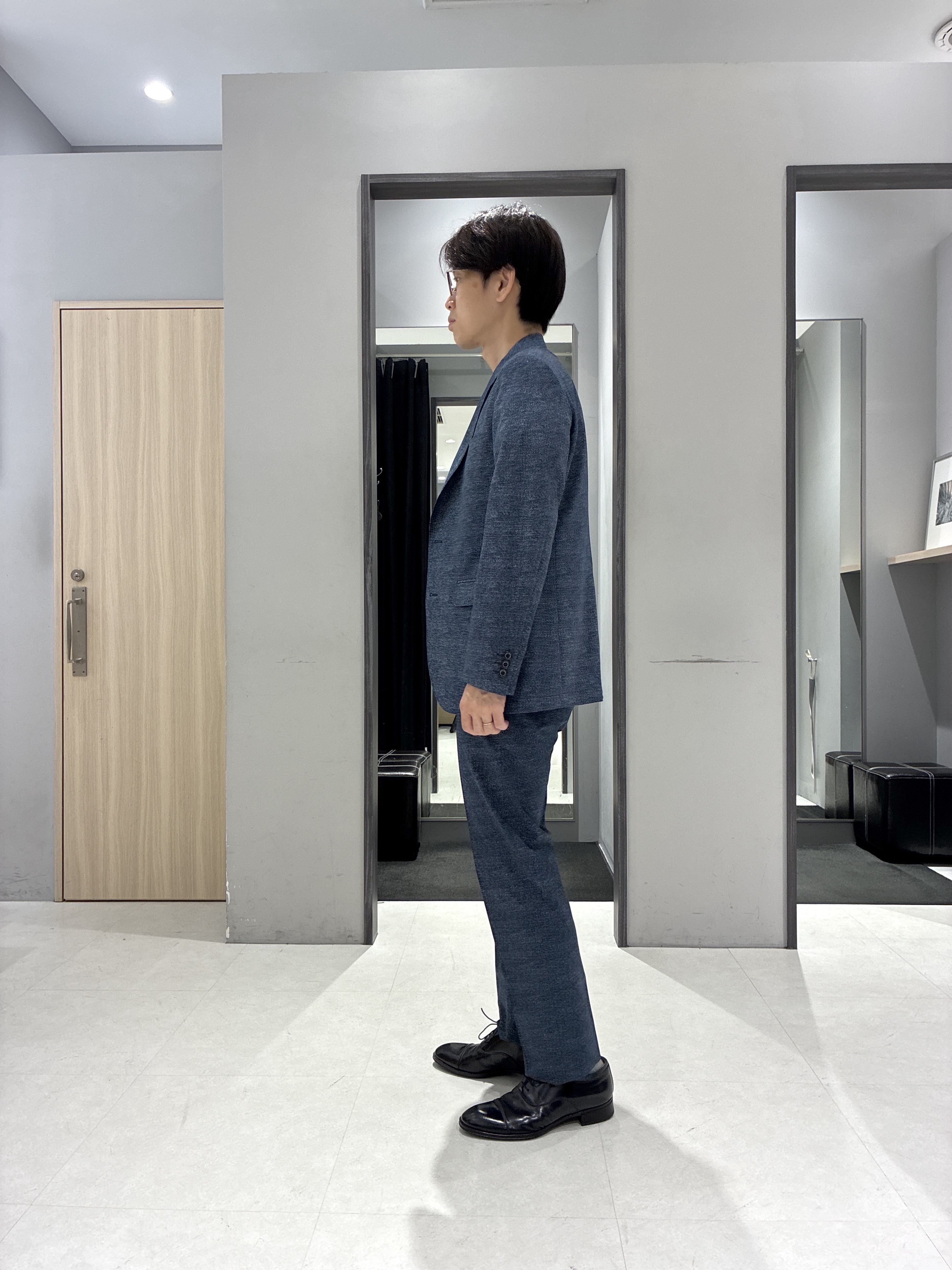 わいずみさんの「TAKEO KIKUCHI｜【抗菌防臭】COOL DOTS（R）ドビープリント ジャケット」を使ったコーディネート
