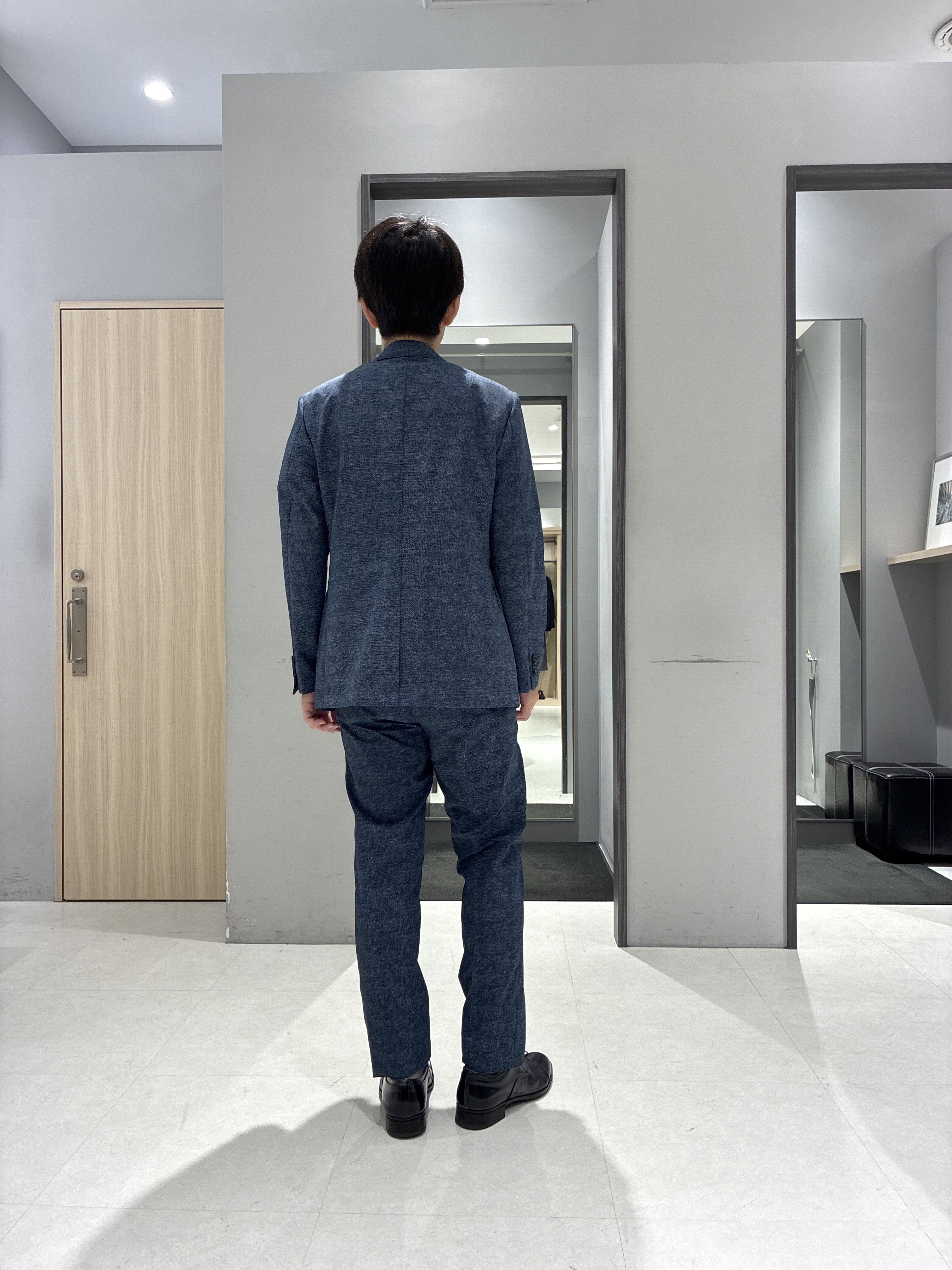 わいずみさんの「TAKEO KIKUCHI｜【抗菌防臭】COOL DOTS（R）ドビープリント ジャケット」を使ったコーディネート