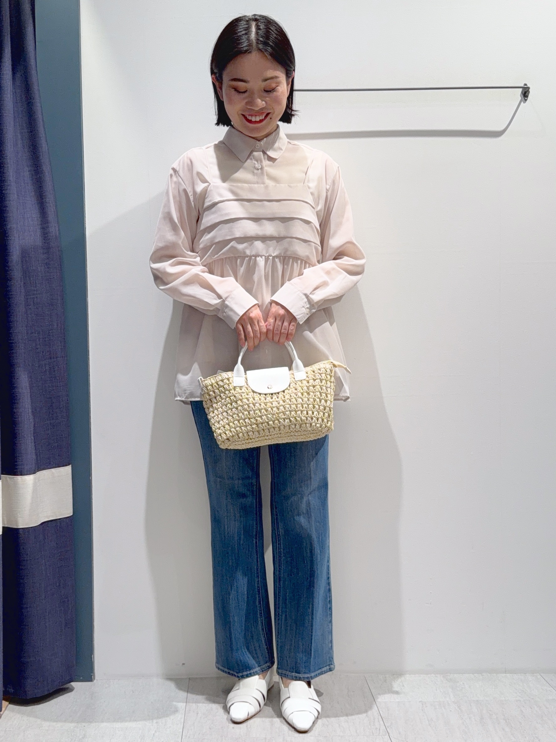 あんりさんの「grove｜【2点SET】今どきシアーシャツ＆キャミセット」を使ったコーディネート
