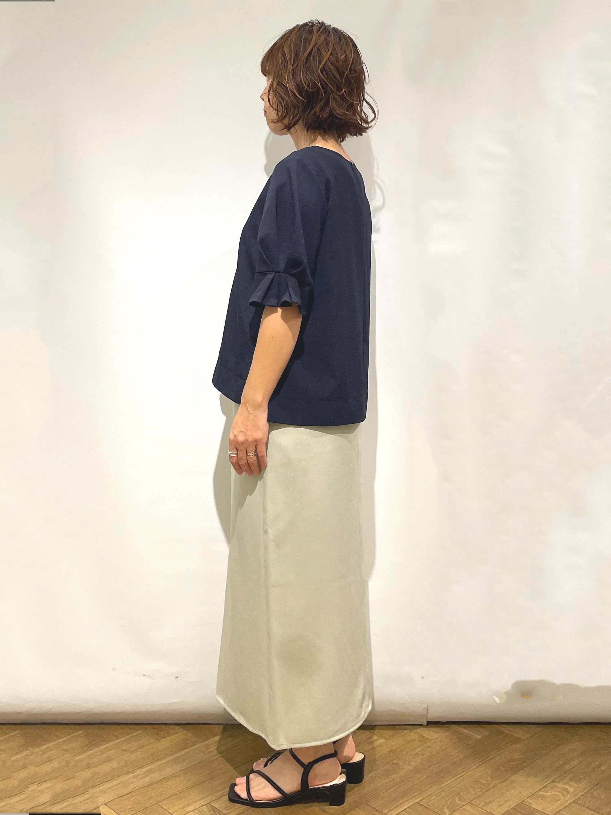 なかさんの「index｜【接触冷感】タックパフスリーブブラウス《吸水速乾／防シワ／洗濯機OK／XS～3L／6col》」を使ったコーディネート