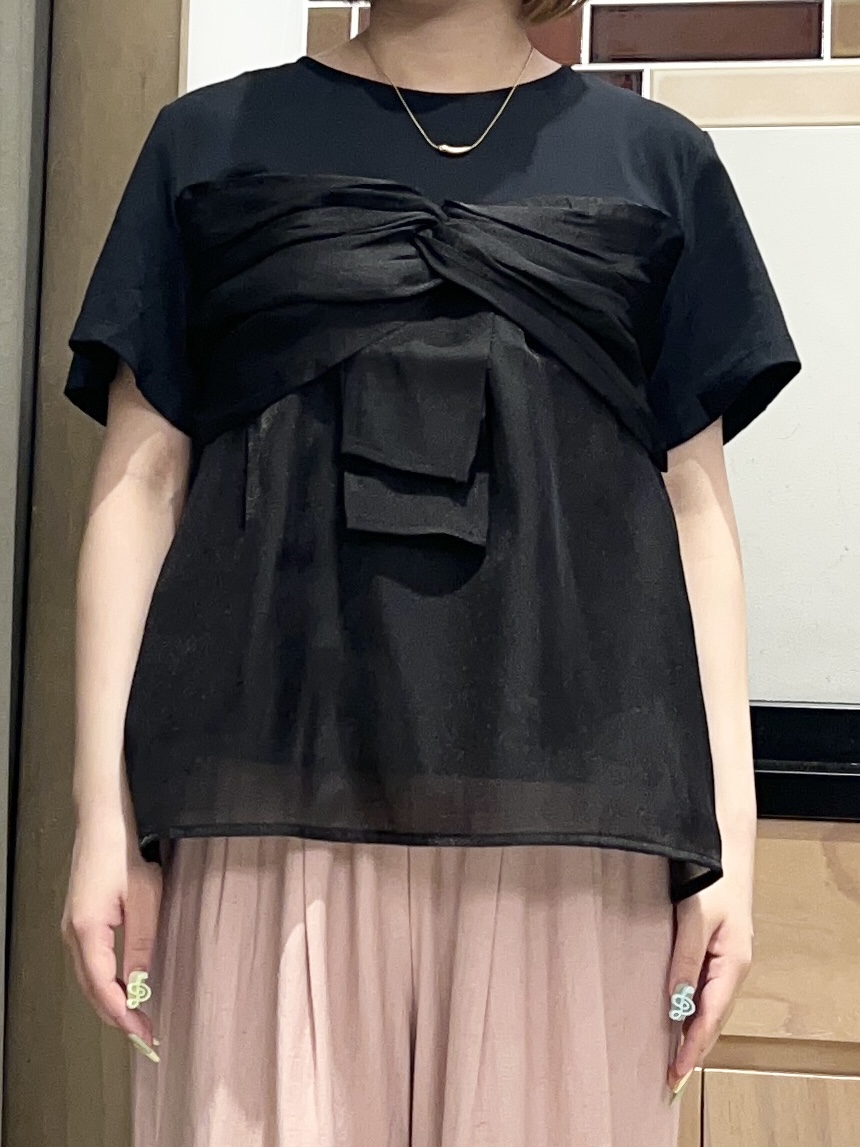 かのさんの「THE SHOP TK｜【ひんやり／吸水速乾／UV】ビスチェ風 切り替えTシャツ」を使ったコーディネート