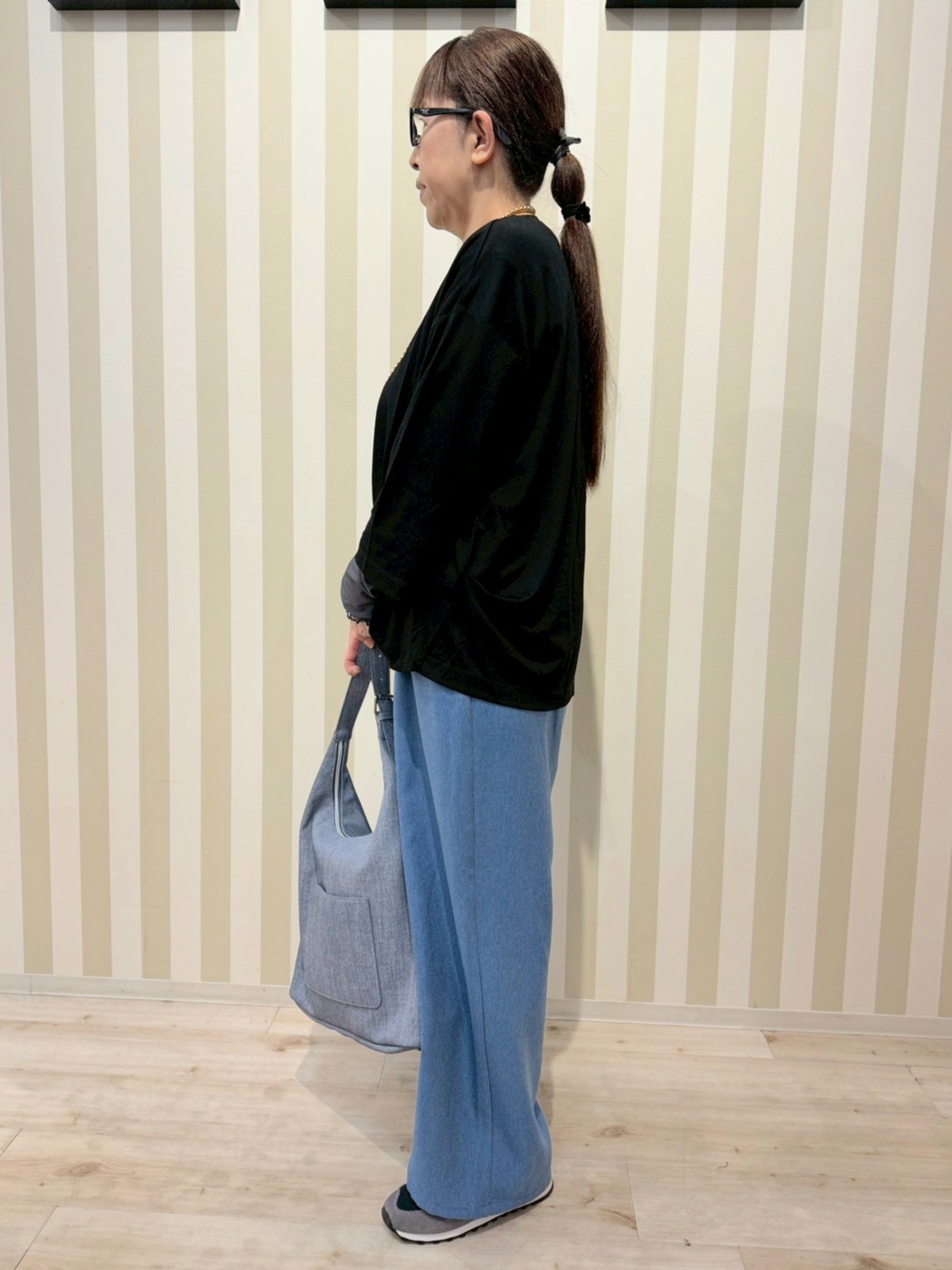 nonaさんの「SHOO･LA･RUE｜【ひんやり/UV/体型カバー】とろみフロントタック7分袖ゆるトップス」を使ったコーディネート