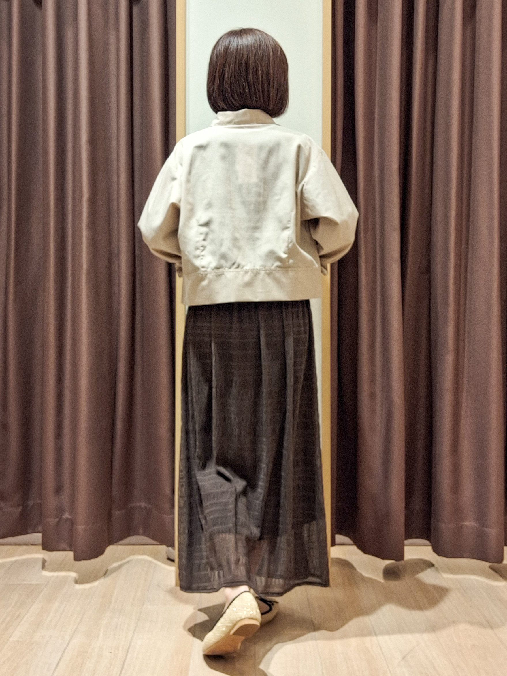 ウタさんの「grove｜【貴島明日香さん着用／イージーケア／接触冷感】麻混クロップドシャツ」を使ったコーディネート