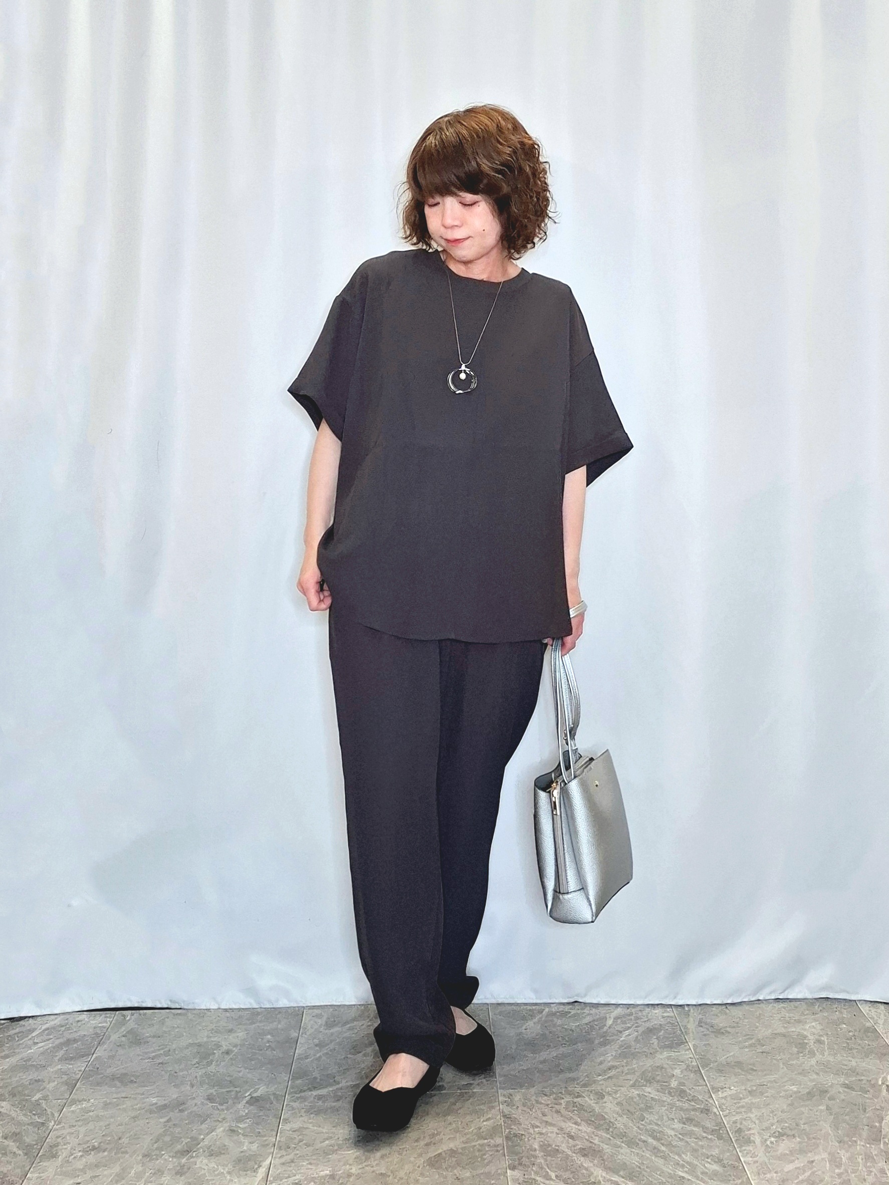 ぬーさんの「SHOO･LA･RUE｜【洗濯機可/ひんやり/UV】さらっとしたタッチが心地よい ミドルカーディガン」を使ったコーディネート