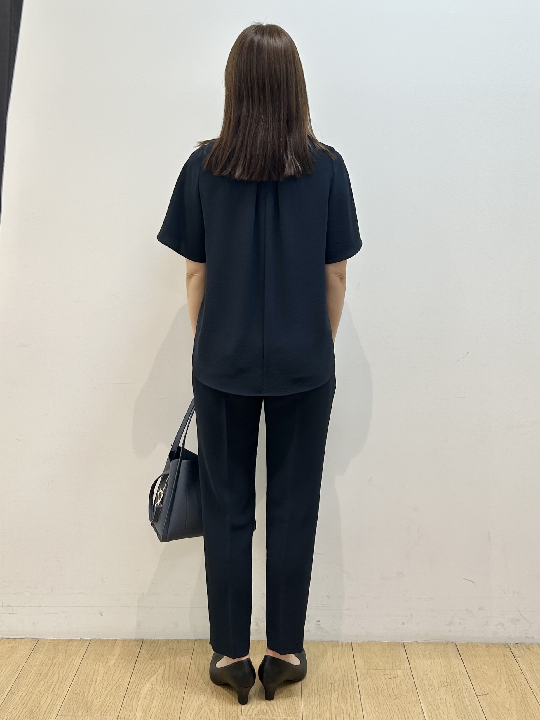 kozueさんの「INDIVI｜【着る日傘】シフォンドッキングブラウス」を使ったコーディネート
