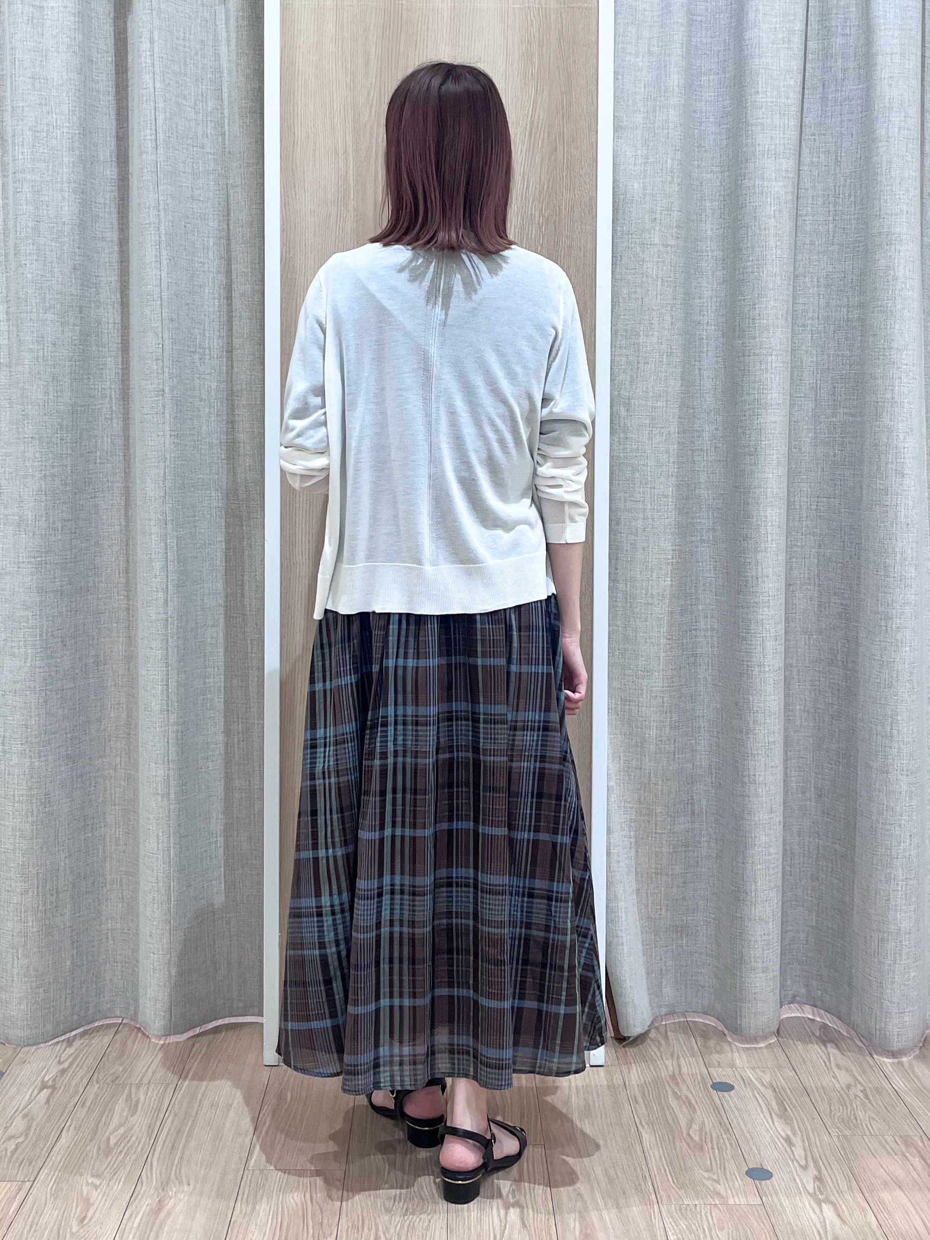 みーちゃんさんの「grove｜高評価！【接触冷感／UVカットetc】ベーシックショートカーディガン」を使ったコーディネート