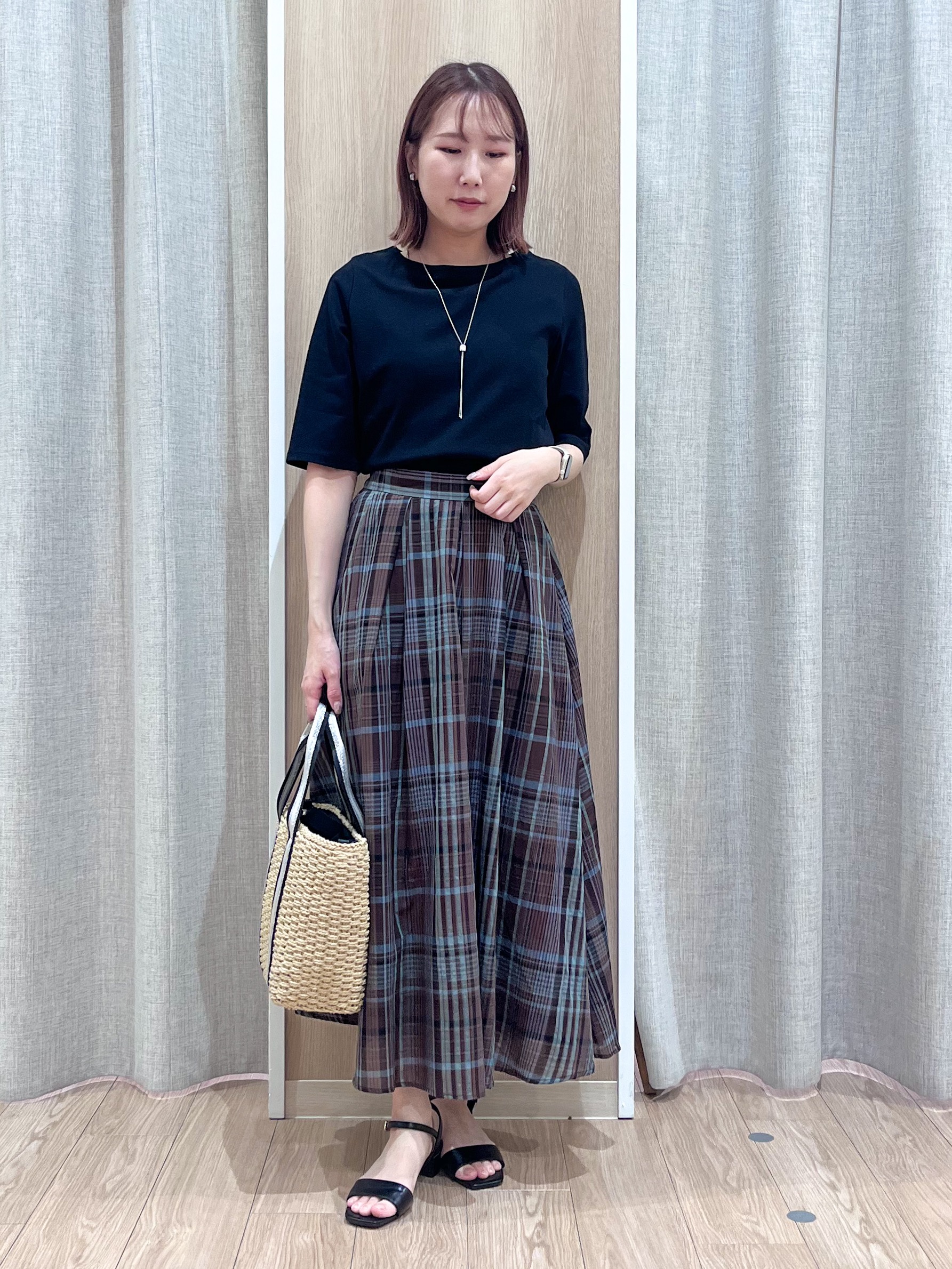 みーちゃんさんの「grove｜高評価！【接触冷感／UVカットetc】ベーシックショートカーディガン」を使ったコーディネート
