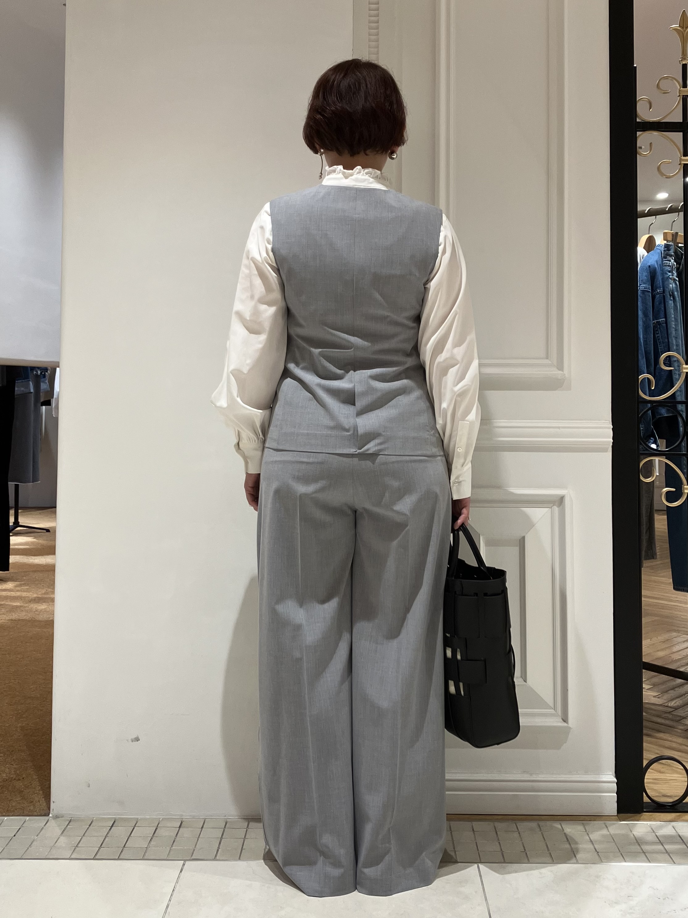 TAJIさんの「DRESSTERIOR｜【セットアップ可/ウォッシャブル】セットアップストライプジレ」を使ったコーディネート