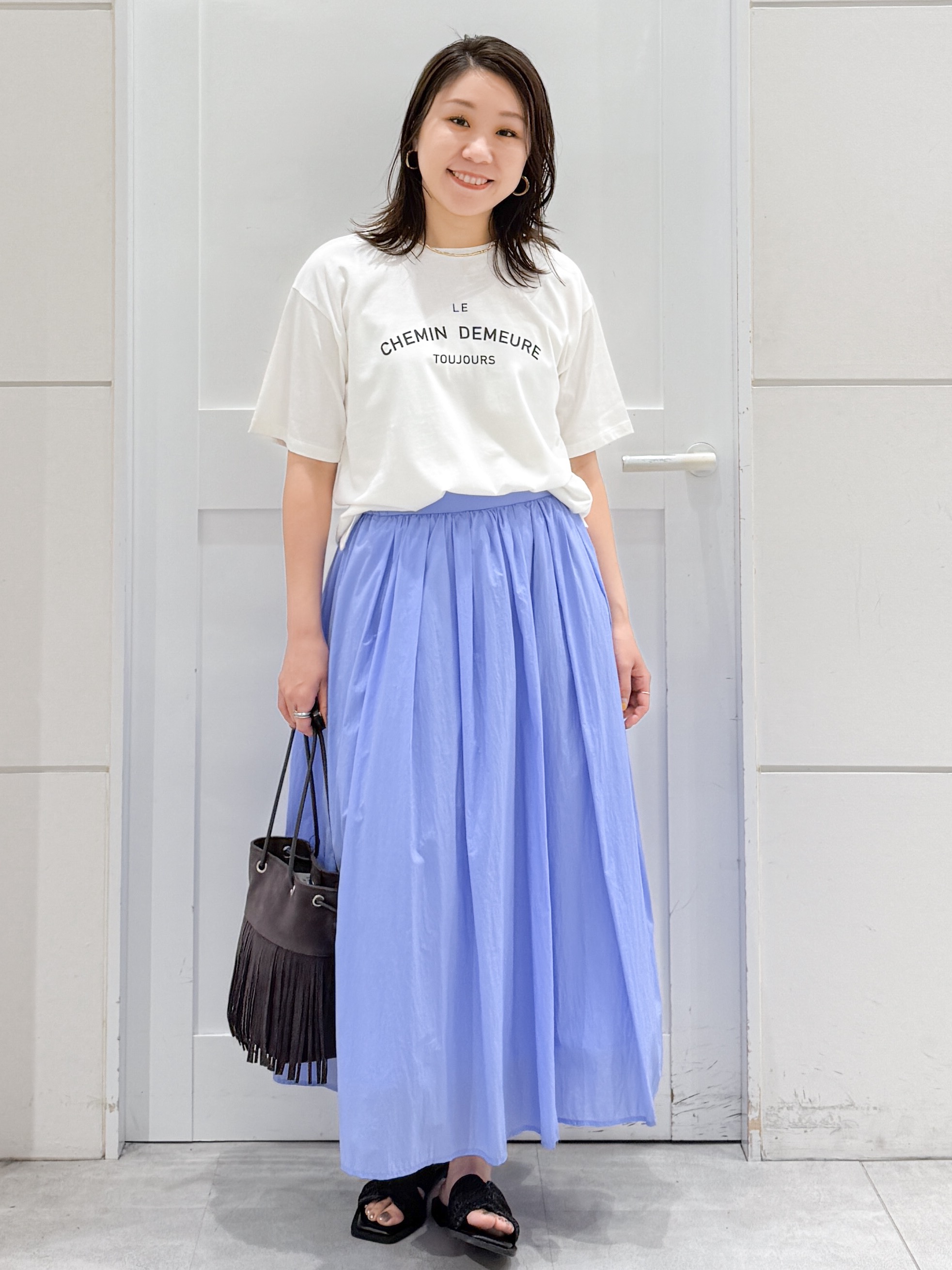 yuka.aさんの「OPAQUE.CLIP｜ロゴプリントアソートTシャツ【洗濯機OK】」を使ったコーディネート