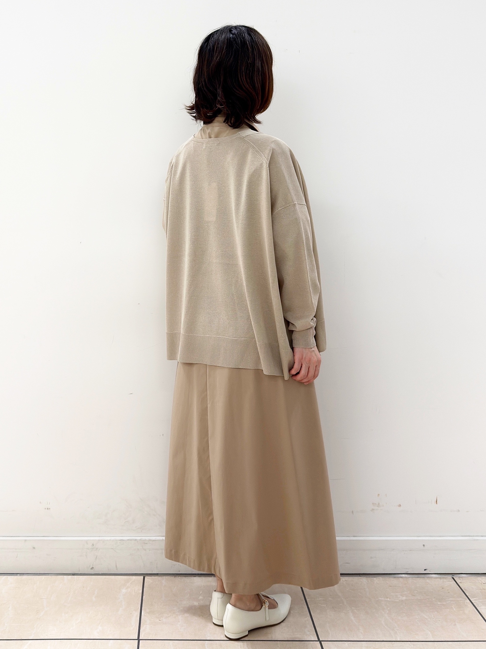KIKIさんの「Reflect｜タイプライターシャツロングワンピース」を使ったコーディネート