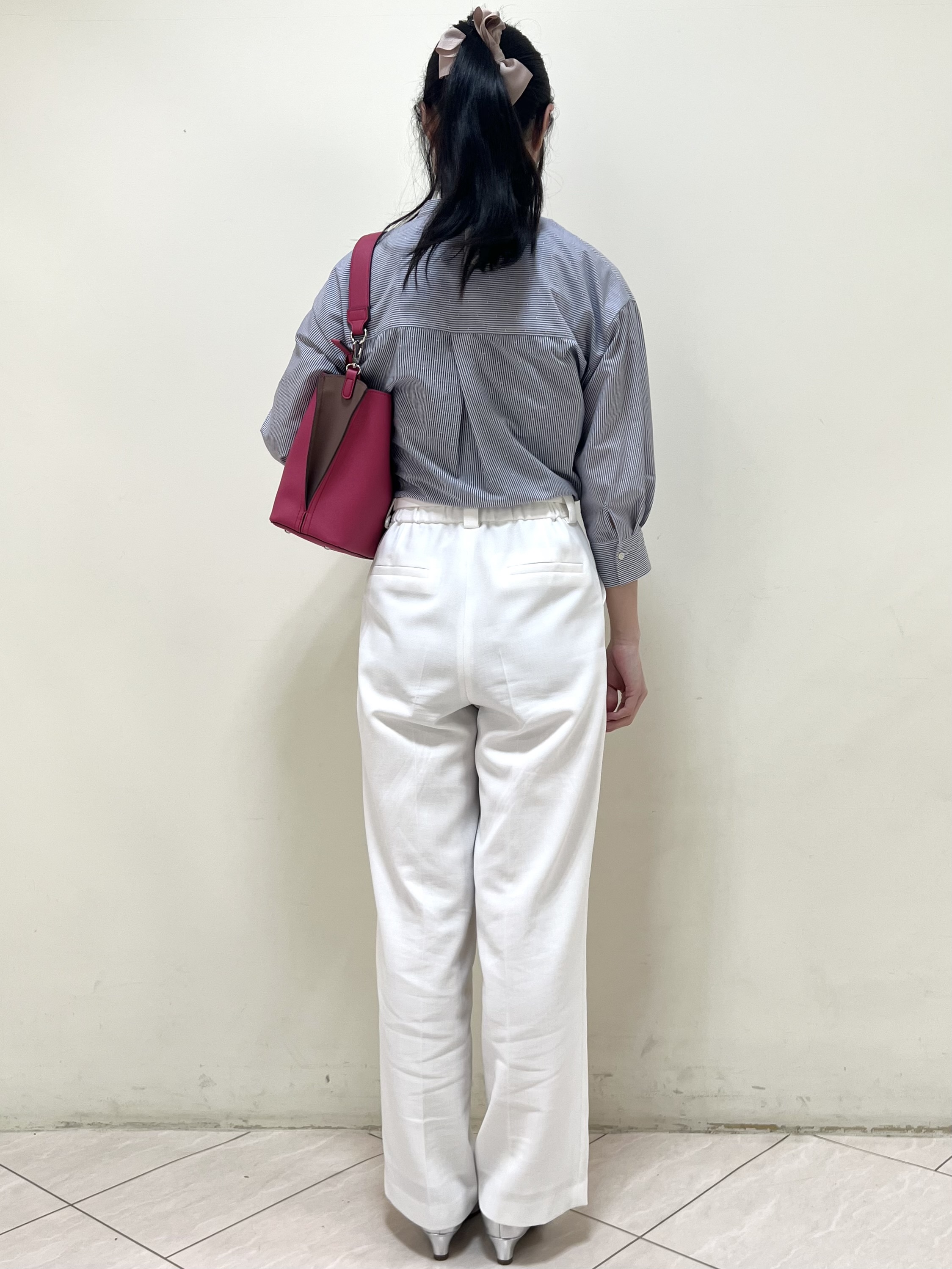 yanaさんの「Reflect｜【接触冷感】八分袖フロントフリルブラウス」を使ったコーディネート