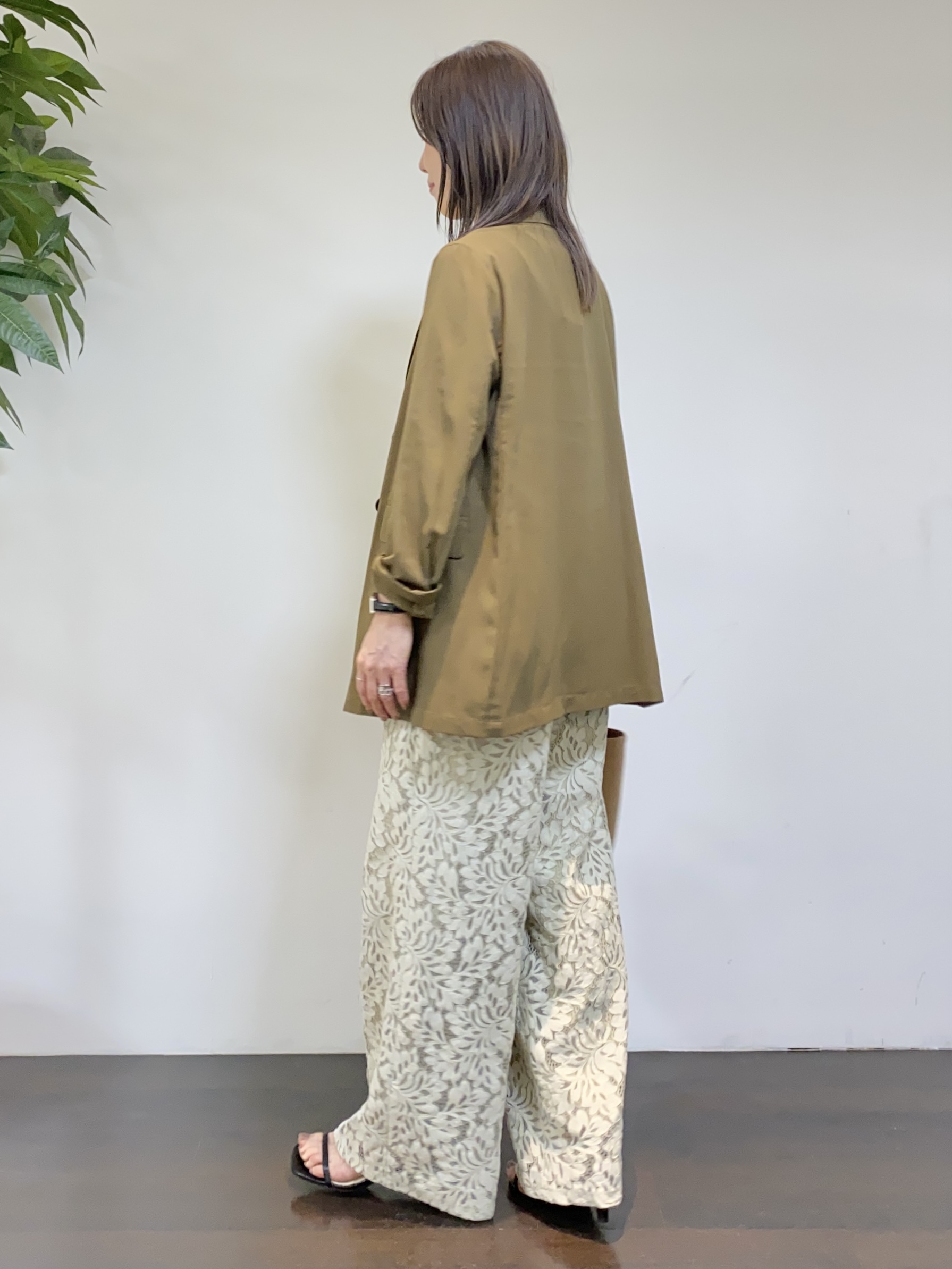 tomoさんの「UNTITLED｜【セットアップ可/接触冷感/通気性】ドライシアーダブルジャケット」を使ったコーディネート