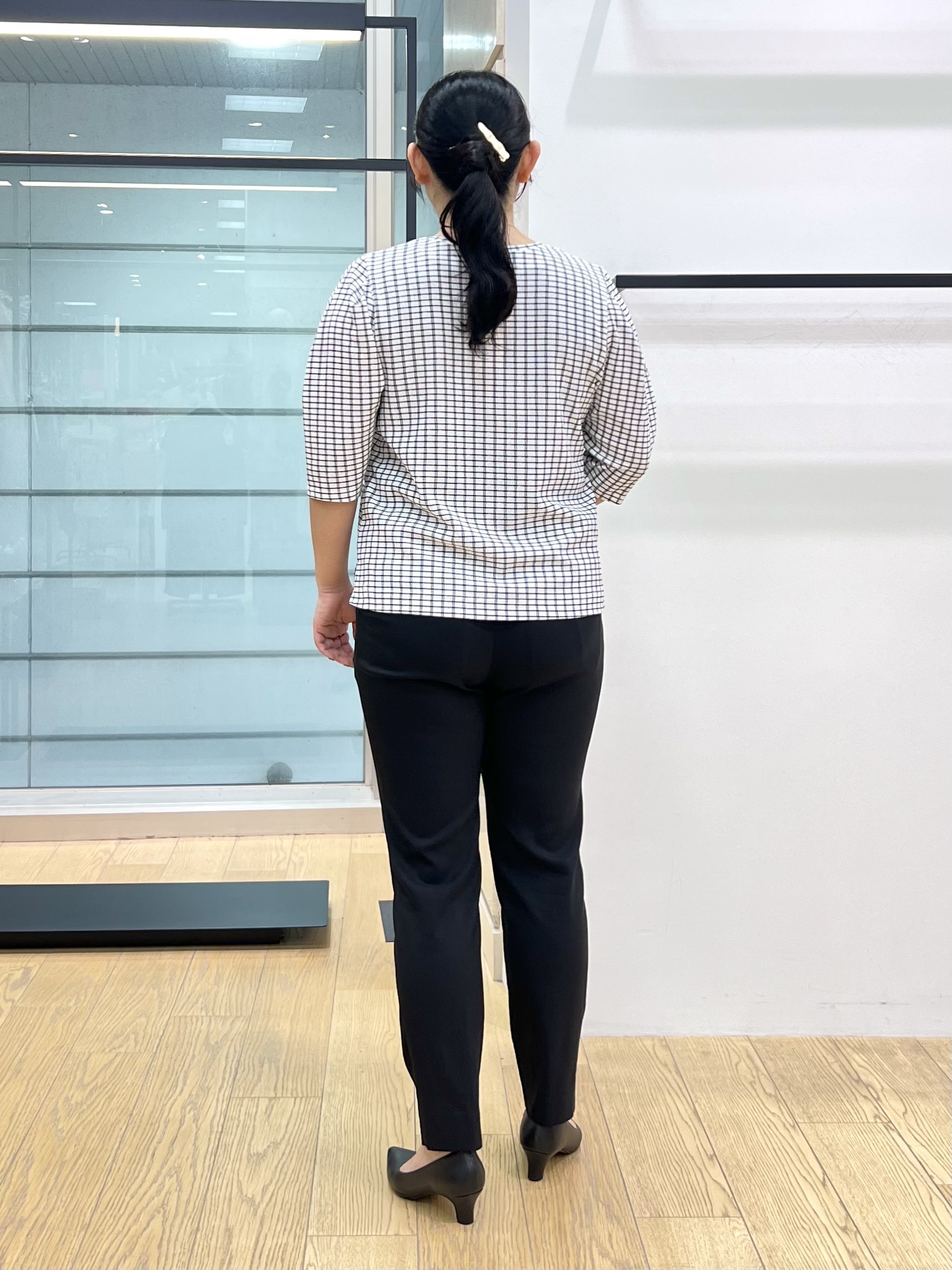 shimaさんの「INDIVI｜【さらに軽く軽快！／着る日傘】ノーカラージャケット」を使ったコーディネート