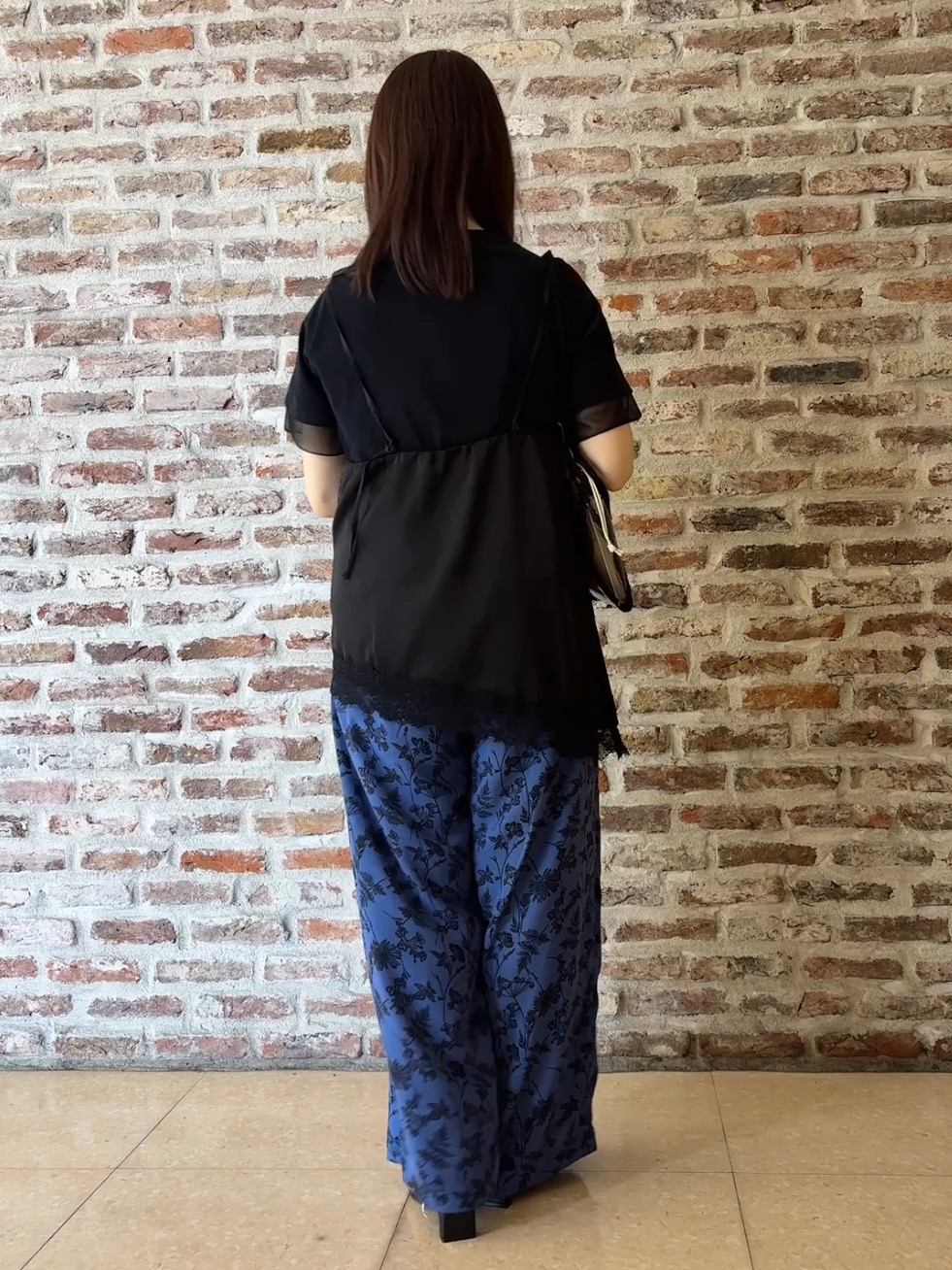 tokiさんの「THE SHOP TK｜【M-XL/ひんやり】上品な透け感 袖口シアーTシャツ」を使ったコーディネート