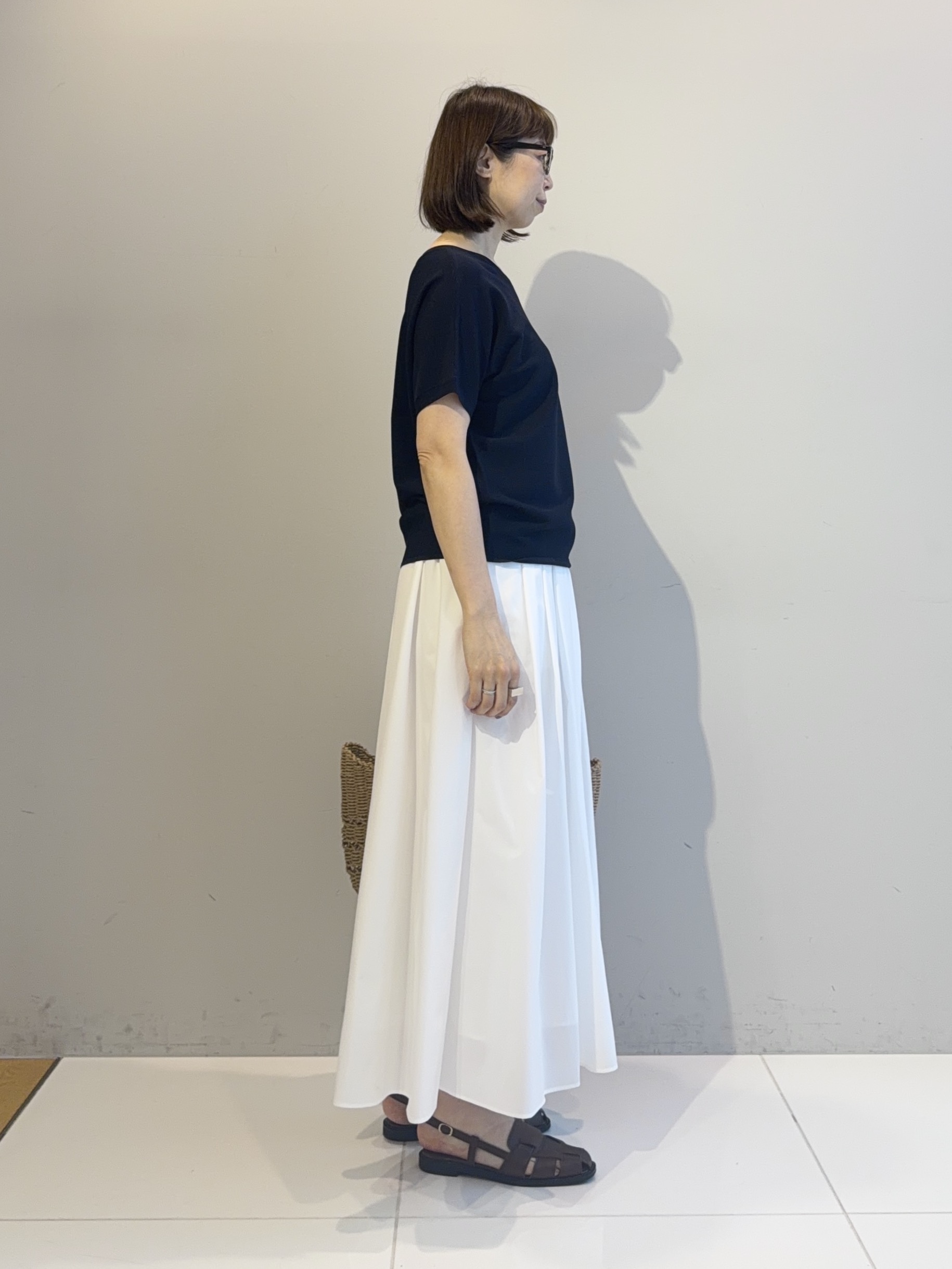 murayamaさんの「INDIVI｜【洗える】ガーター編みVネックニットT」を使ったコーディネート