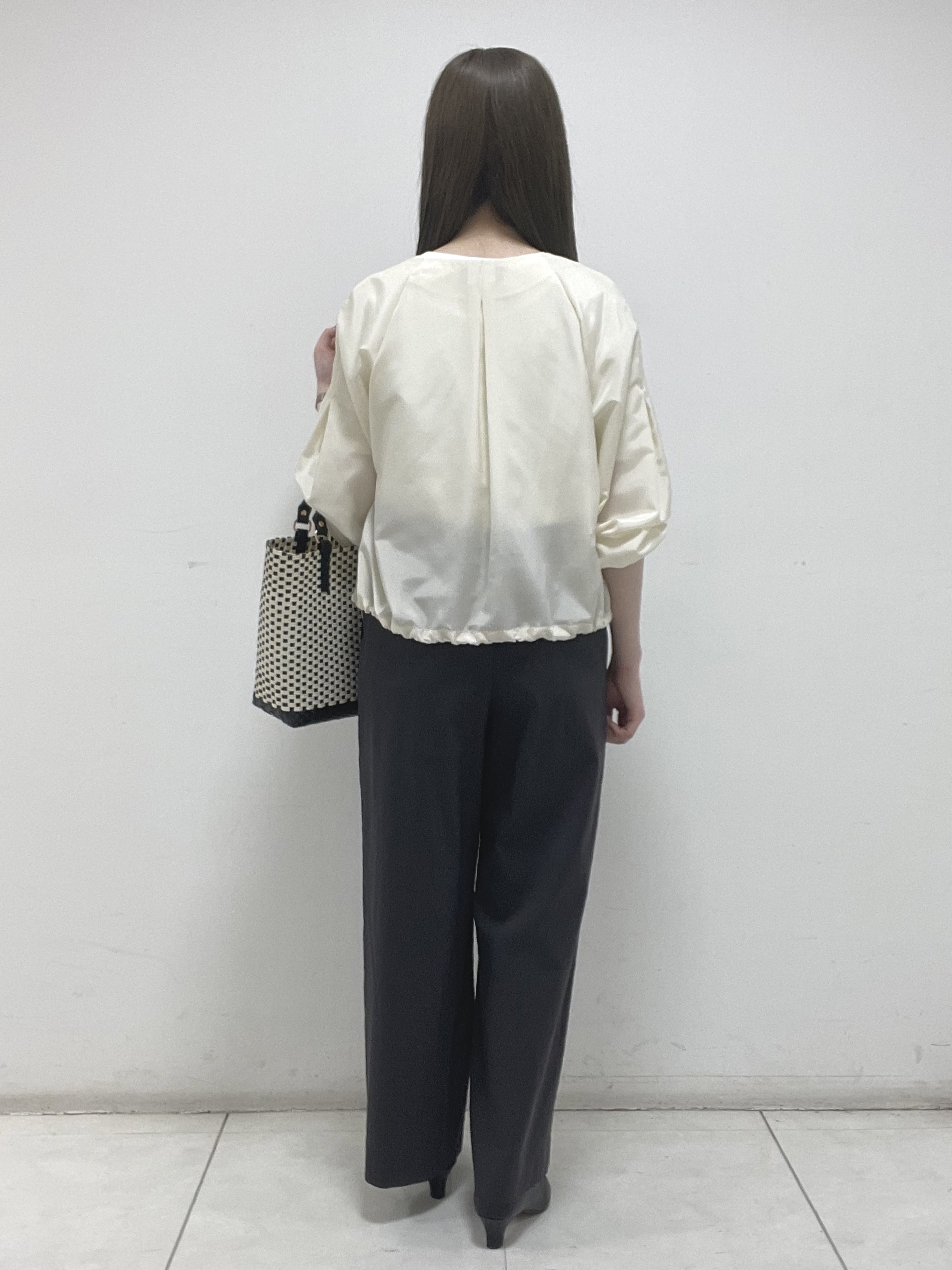 mさんの「INDIVI｜【洗える／大人シアー】エアリー バルーンブルゾン」を使ったコーディネート