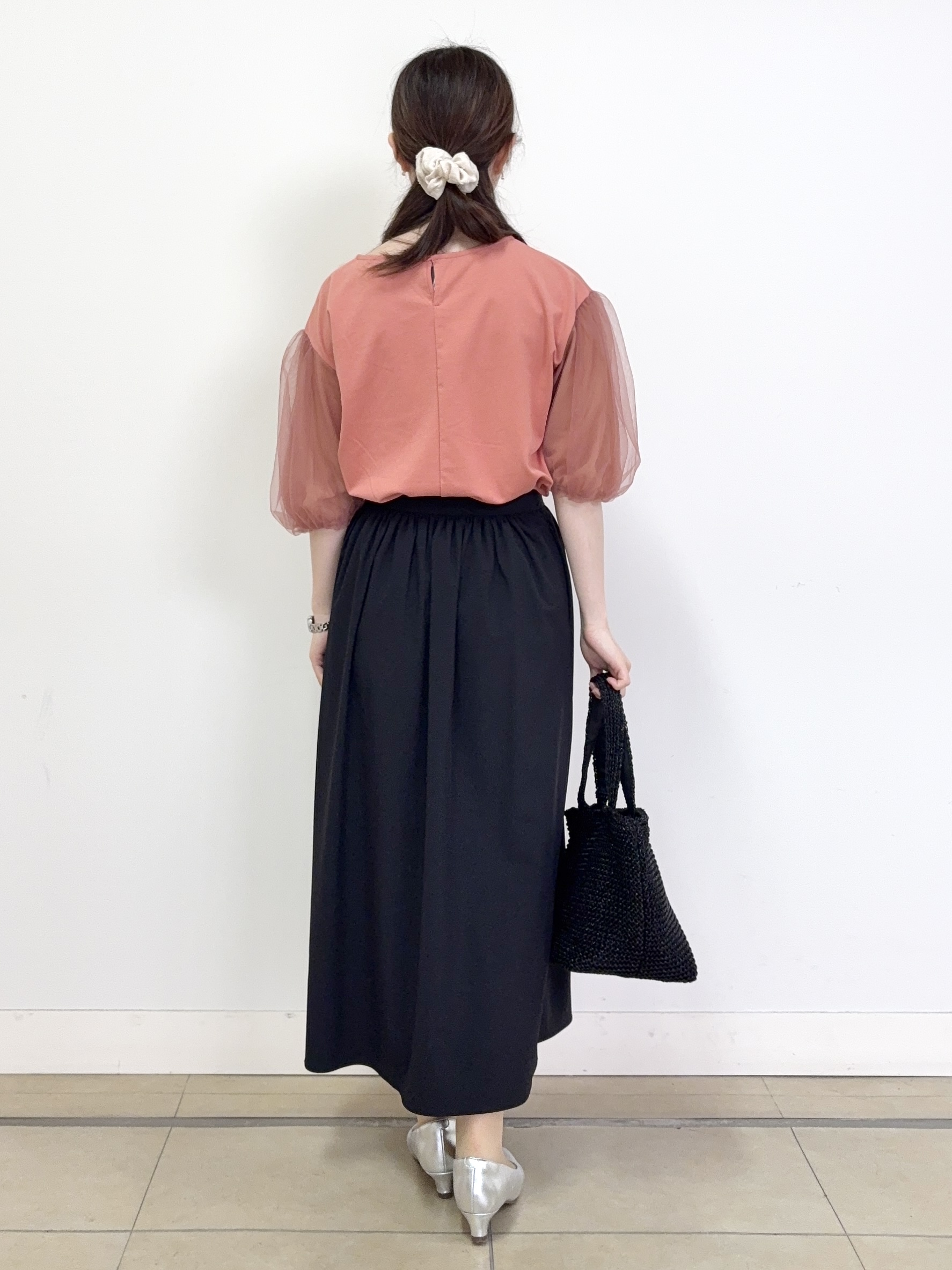 mikiさんの「Reflect｜【UVカット／接触冷感／吸水速乾】チュールスリーブプルオーバー」を使ったコーディネート