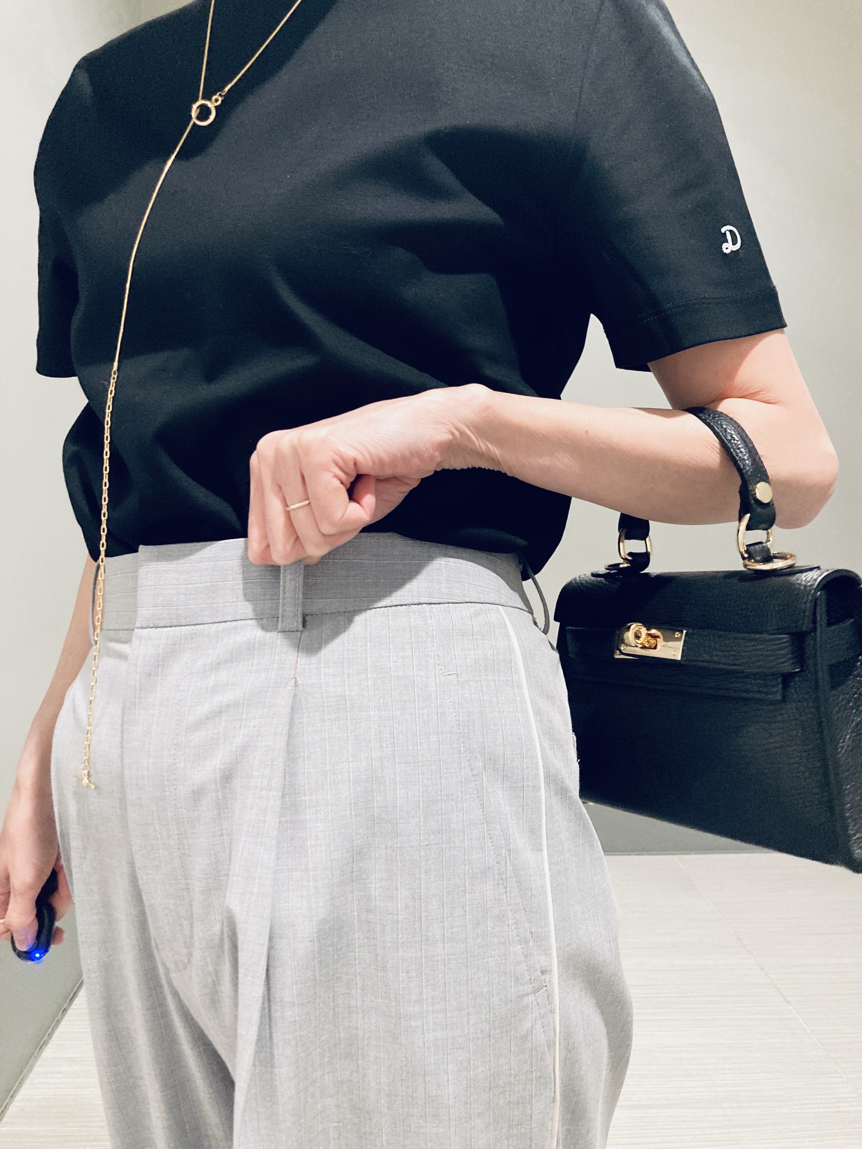 Furuさんの「DRESSTERIOR｜【接触冷感／抗菌防臭／消臭】アイスクリアコットンTシャツ」を使ったコーディネート