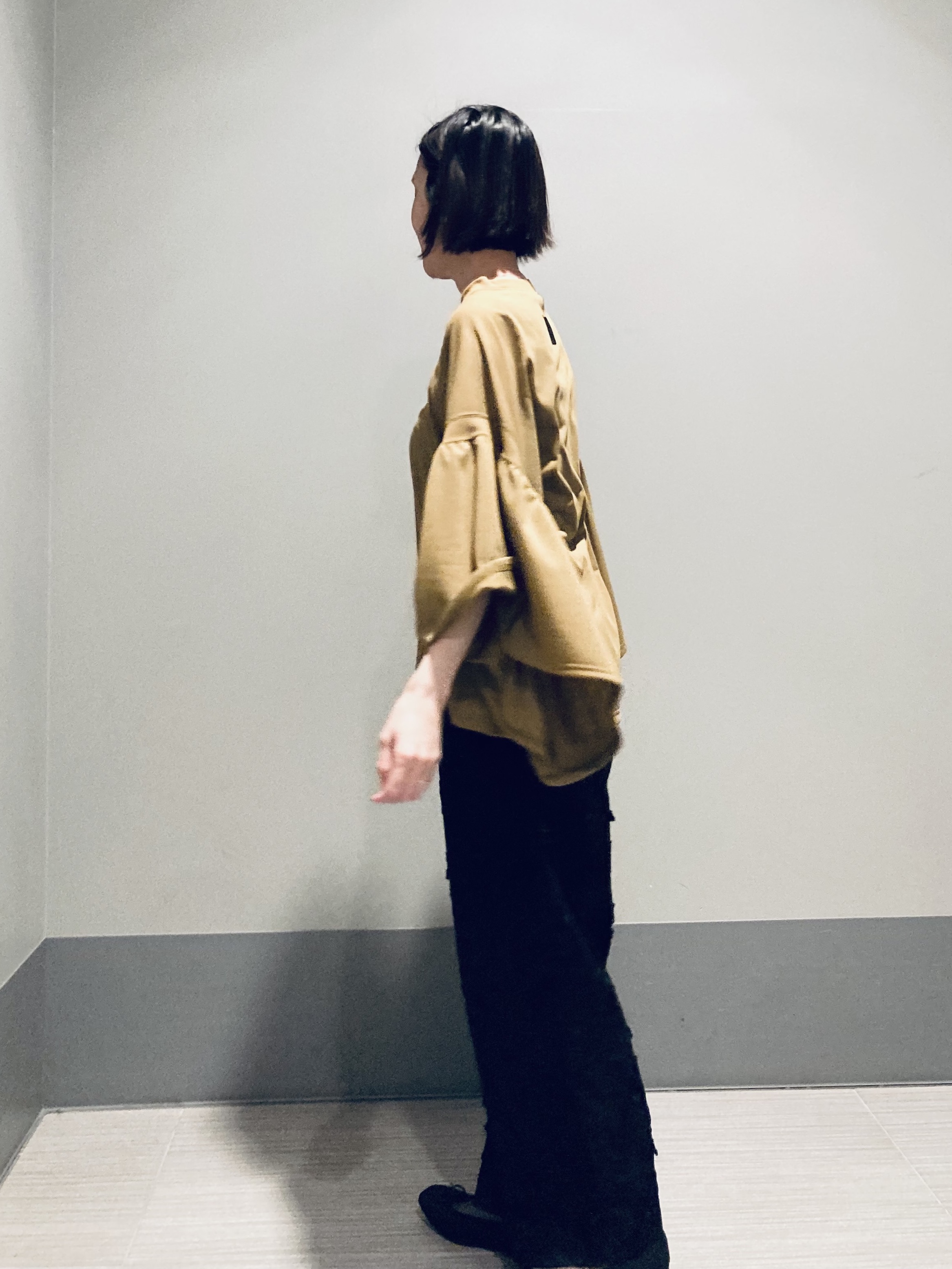 Furuさんの「DRESSTERIOR｜COGTHEBIGSMOKE（コグザビッグスモーク）LAURA トップス」を使ったコーディネート