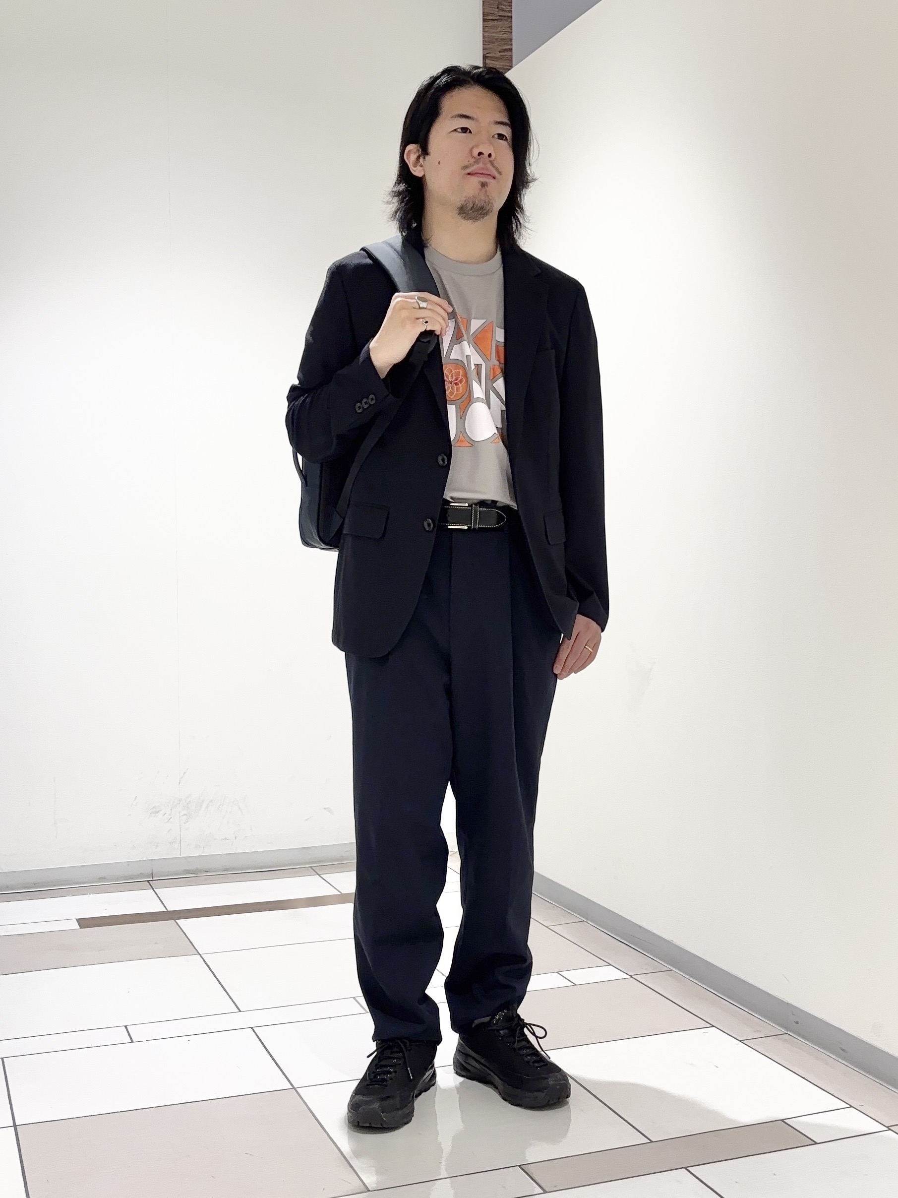 及川さんの「TAKEO KIKUCHI｜【抗菌防臭】CALCULO（R）ジャージ ジャケット」を使ったコーディネート