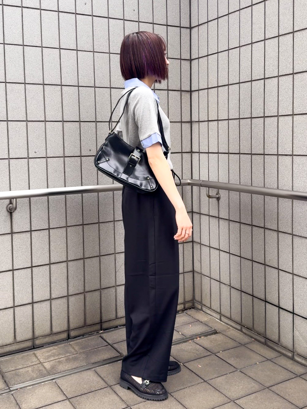 𝐜𝐡𝐢𝐤𝐚さんの「SHOO･LA･RUE｜【洗濯機可/S-LL】シャツレイヤード風 テレコポロトップス」を使ったコーディネート