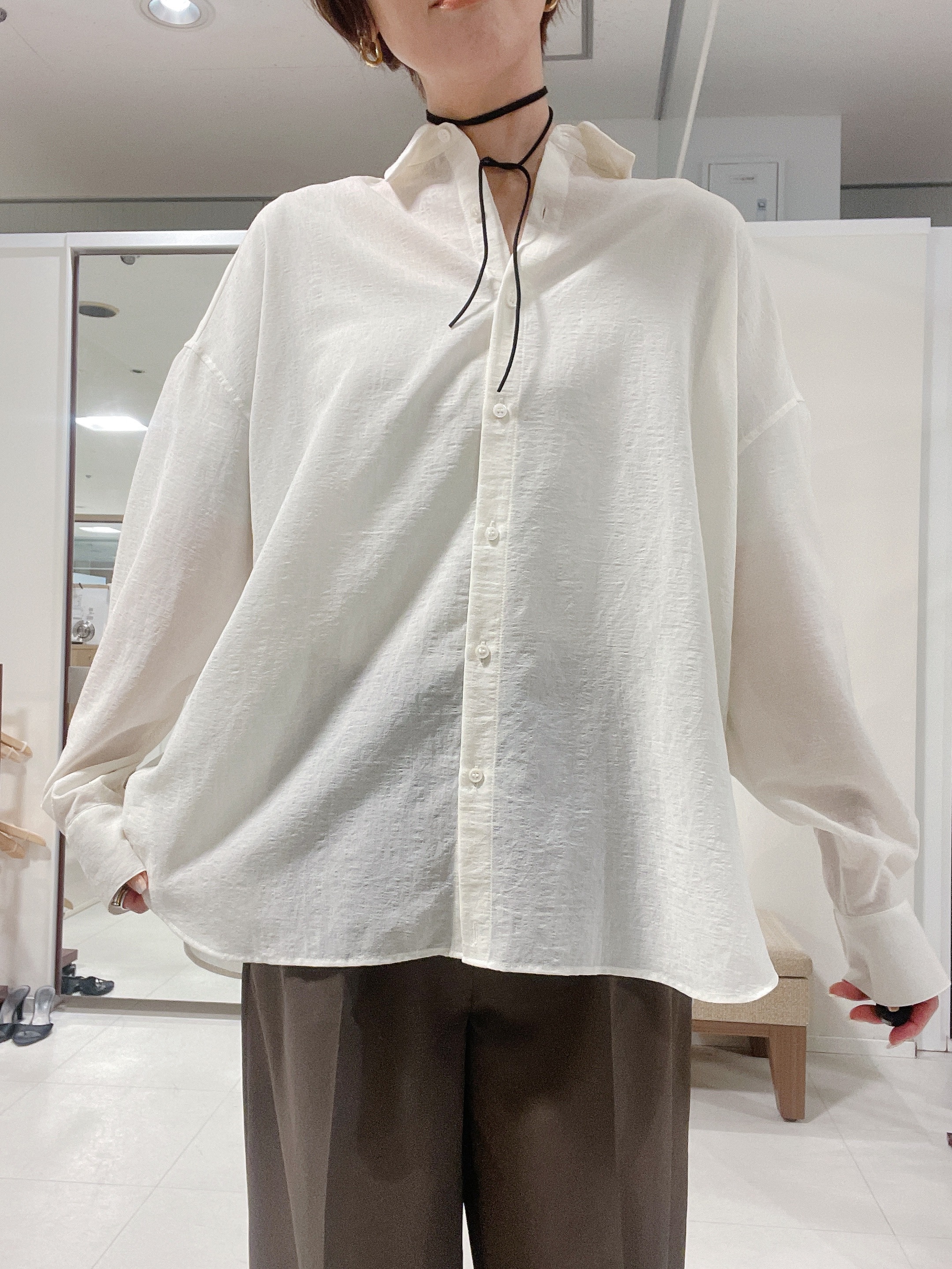 IWAMOさんの「UNTITLED｜【2WAY/マシンウォッシャブル】カシュクールデザインシャツ」を使ったコーディネート