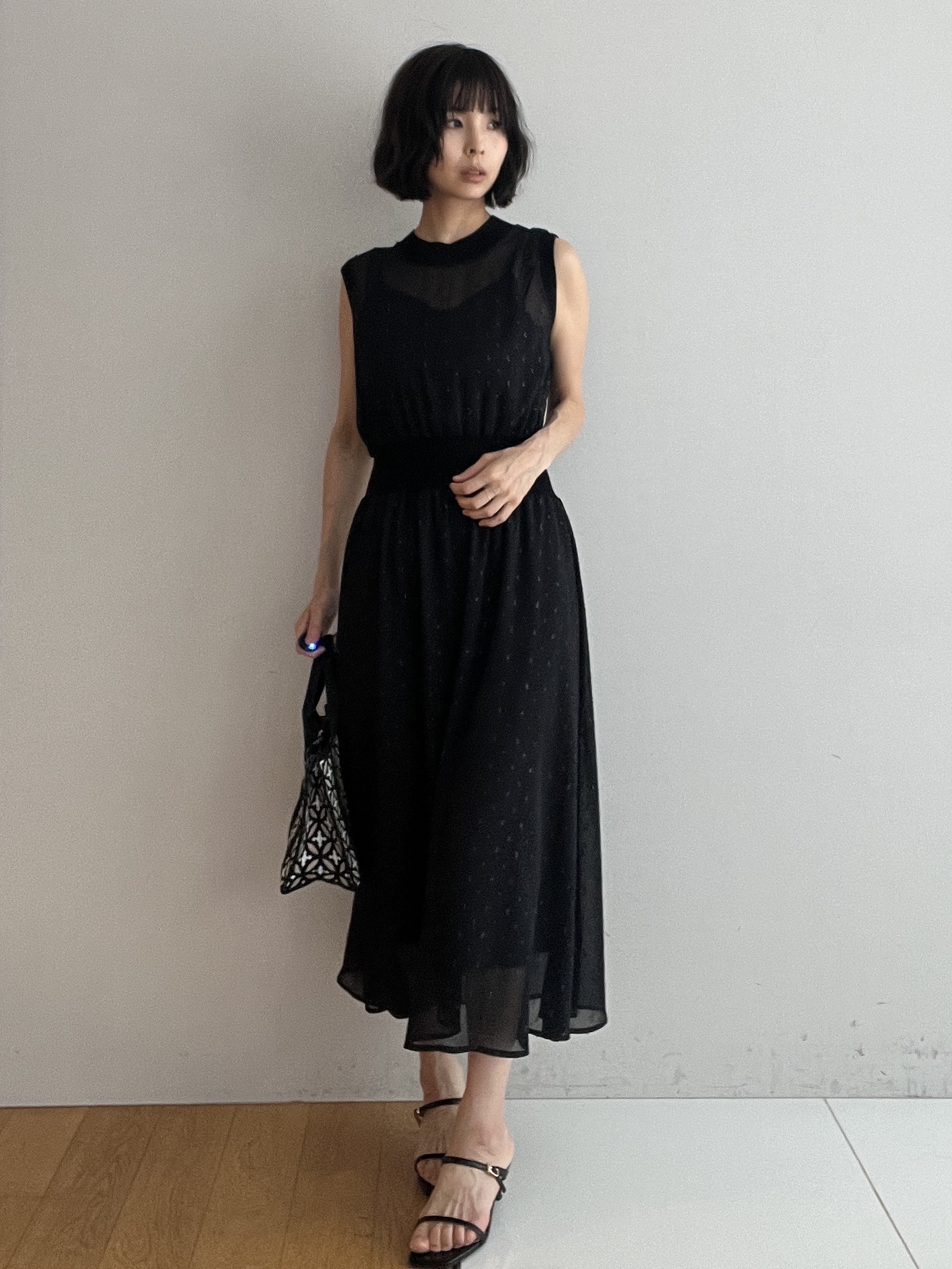 misaさんの「DRESSTERIOR｜【ウォッシャブル/きれいめ】フィルムドット シアードレス」を使ったコーディネート