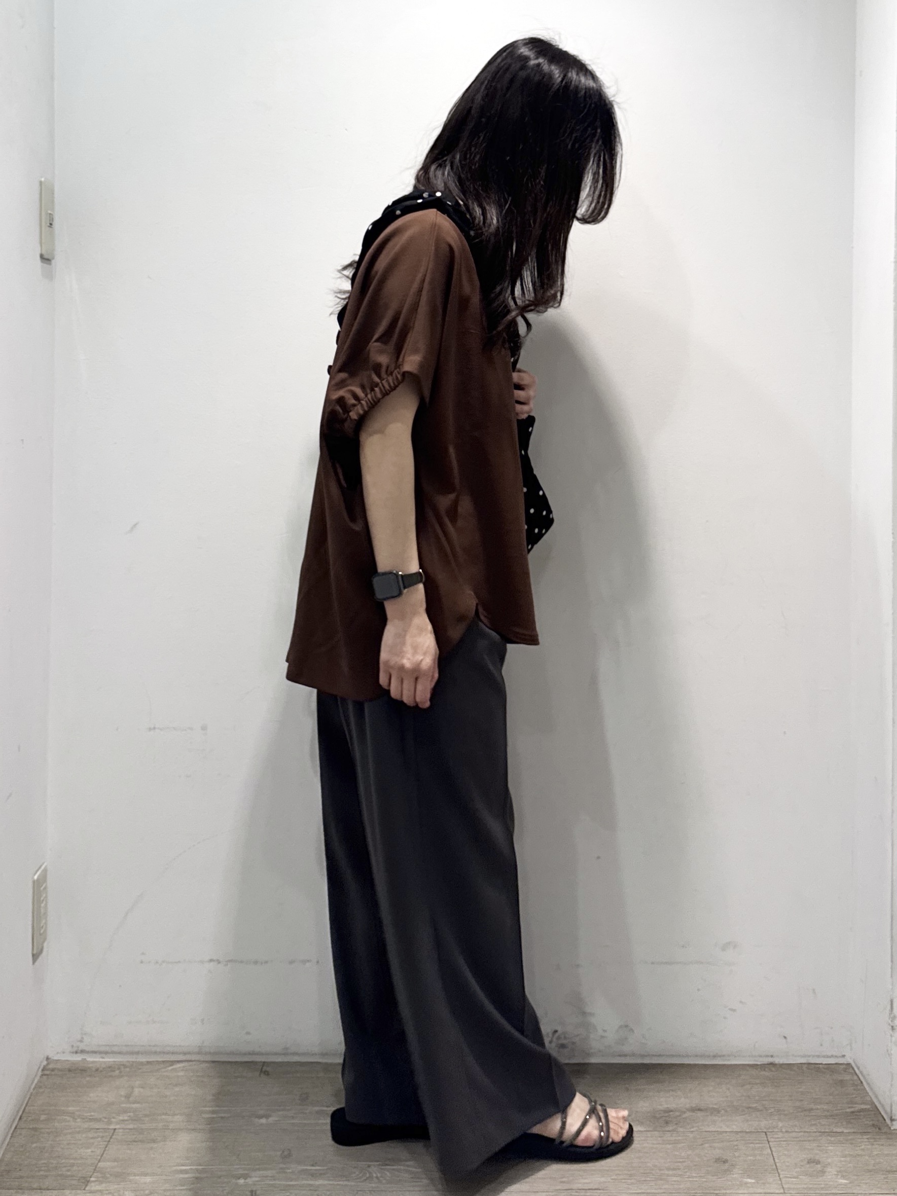 yuicciさんの「OPAQUE.CLIP｜【UV／吸水速乾】リラクシードルマントップス／セットアップ対応可《洗濯機OK》」を使ったコーディネート