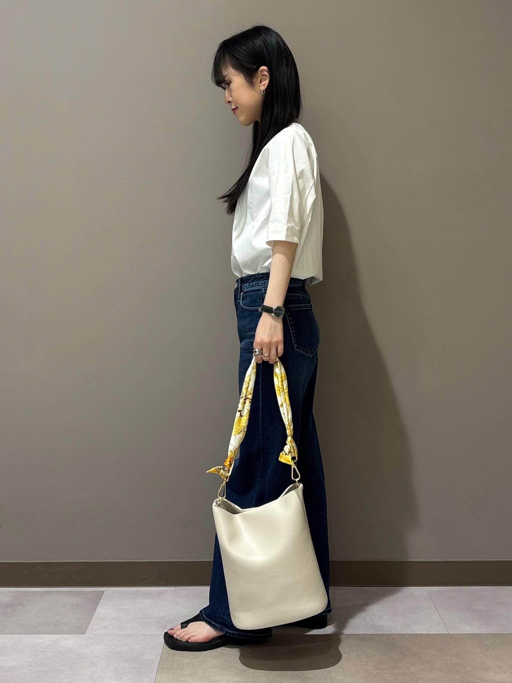 KEIKOさんの「INDIVI｜【洗える／大人シアー】エアリー バルーンブルゾン」を使ったコーディネート
