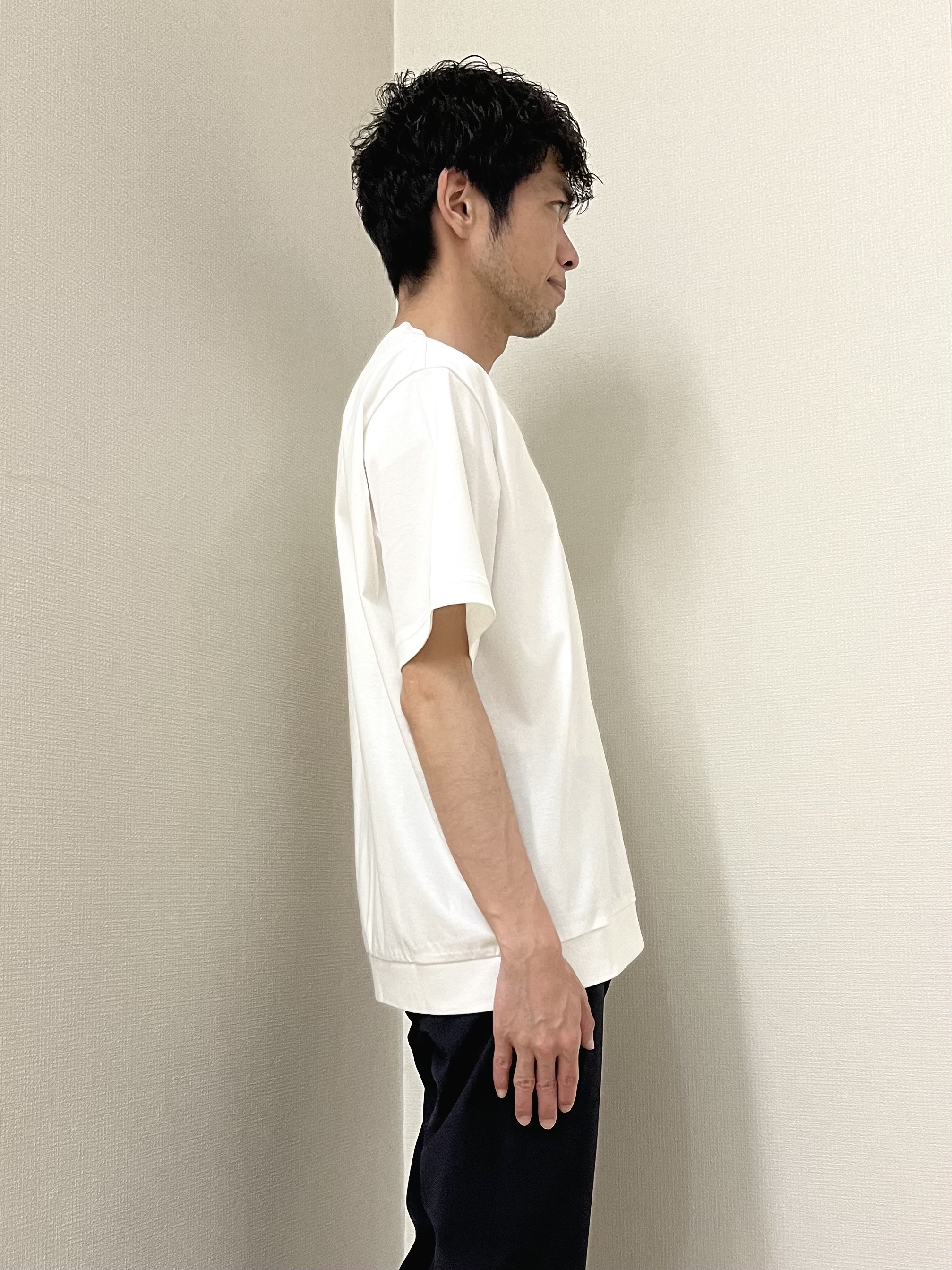 URAさんの「TAKEO KIKUCHI｜【通気性】トリコットサッカー 7分袖シャツ」を使ったコーディネート