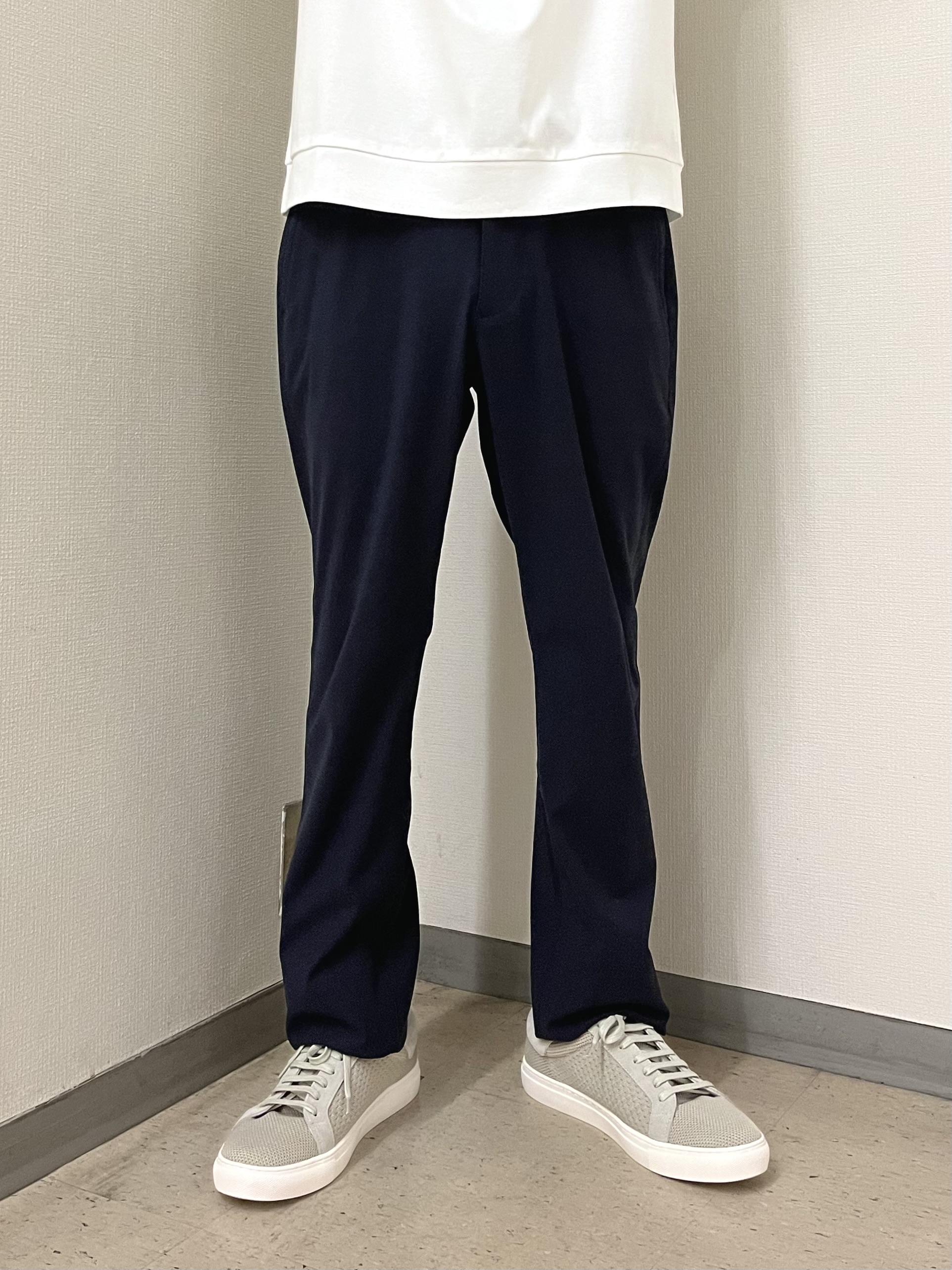 URAさんの「TAKEO KIKUCHI｜【通気性】トリコットサッカー 7分袖シャツ」を使ったコーディネート