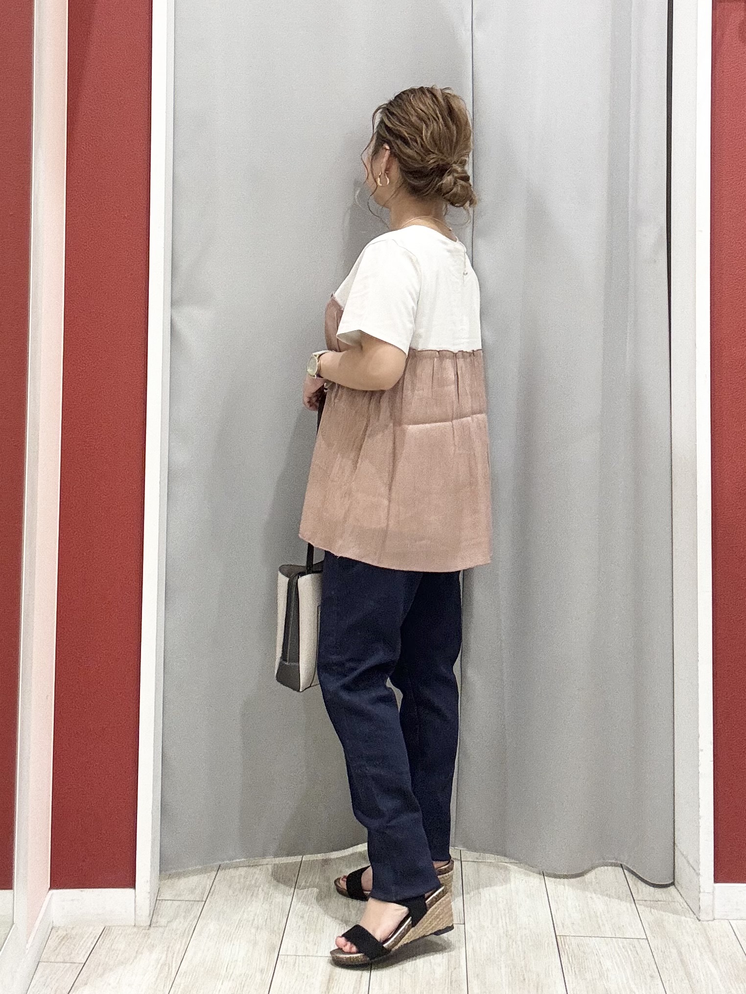 shioさんの「SHOO･LA･RUE｜【ひんやり/洗濯機可/S-LL】オンにもオフにも マルチに使えるボタンレスカーディガン」を使ったコーディネート
