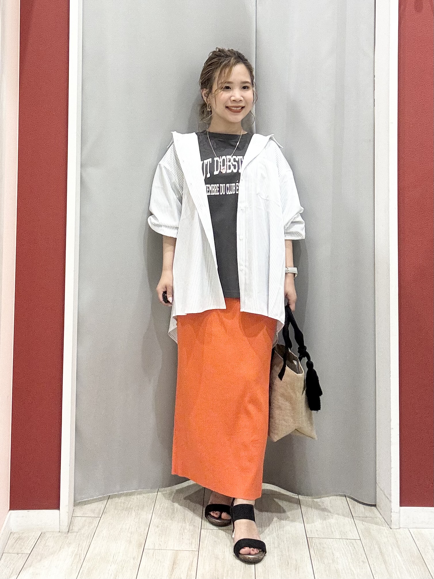 shioさんの「SHOO･LA･RUE｜【ひんやり/UV/吸水速乾/洗濯後しわになりにくい】ラッシュガードにもなる ストライプシャツ」を使ったコーディネート